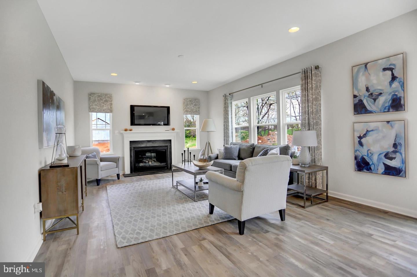 209 REDSTONE TERRACE