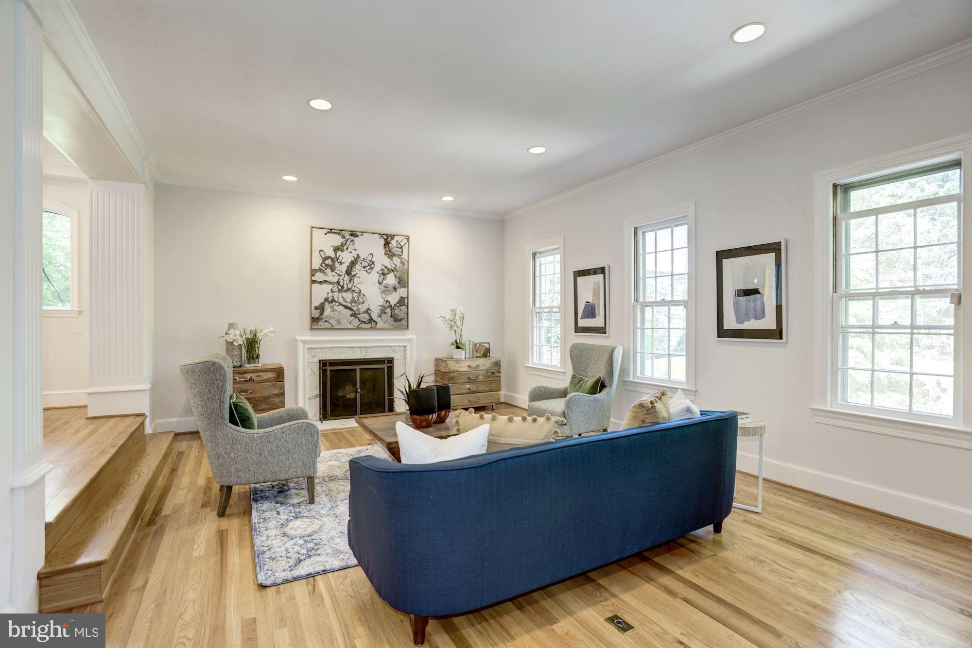 LYNNBROOK - Residential