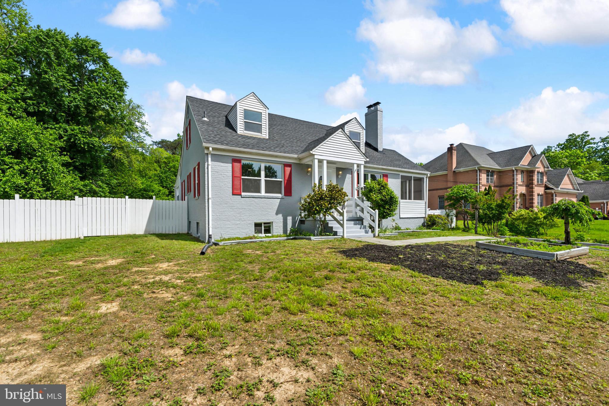 2416 SHERWOOD HALL LANE