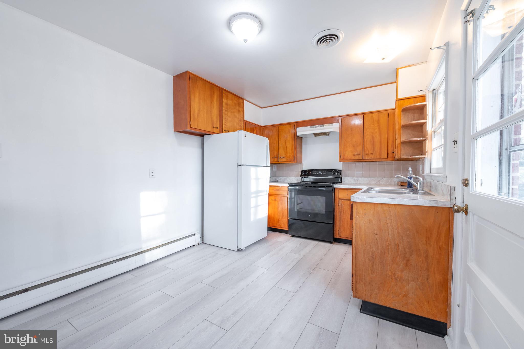 CHATHAM - Residential Lease