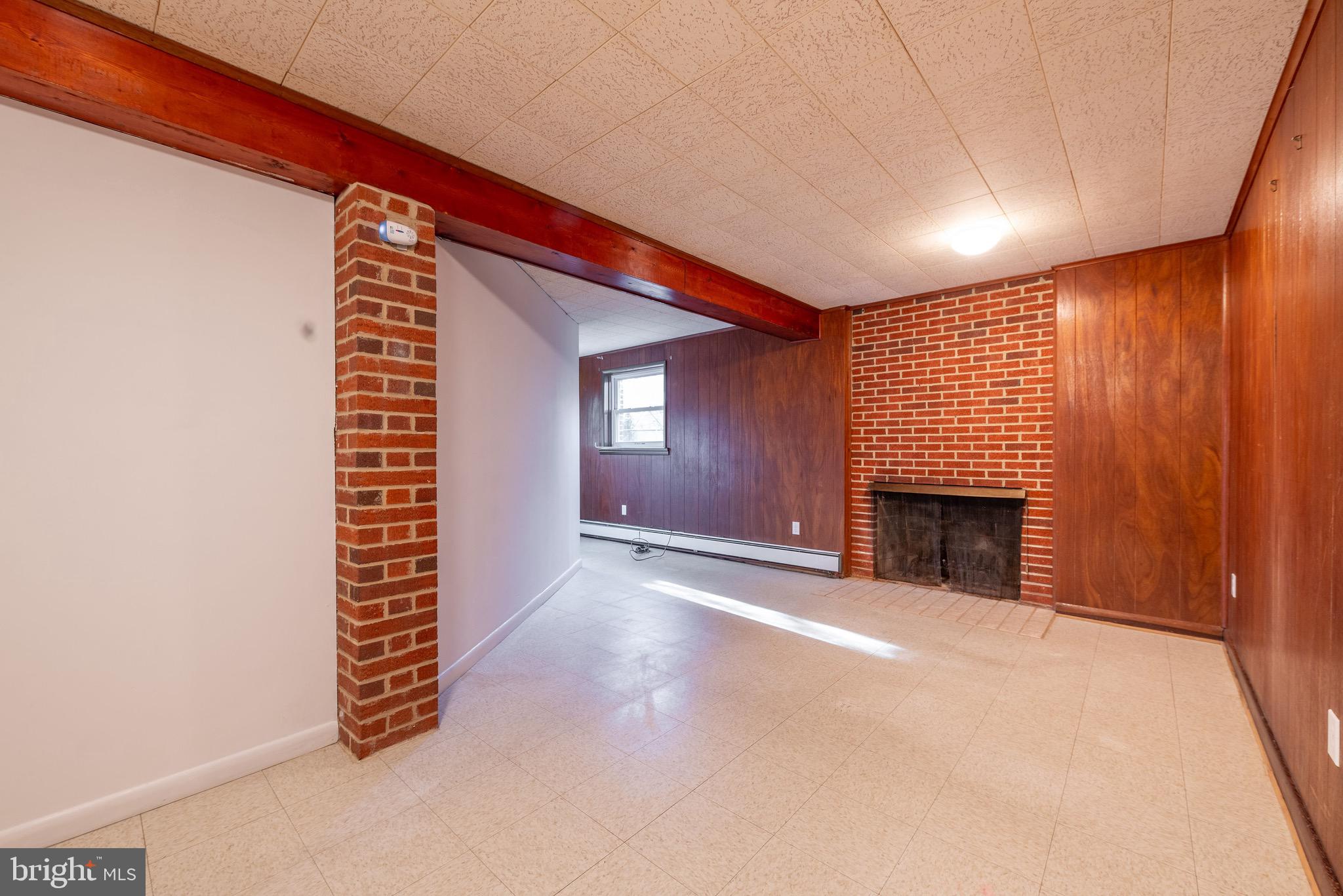 CHATHAM - Residential Lease