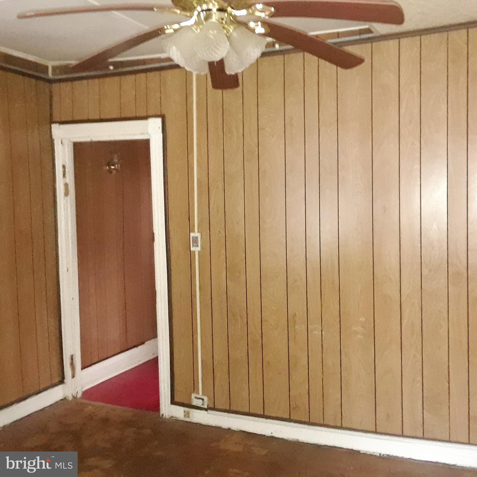 BROADWAY EAST - Residential