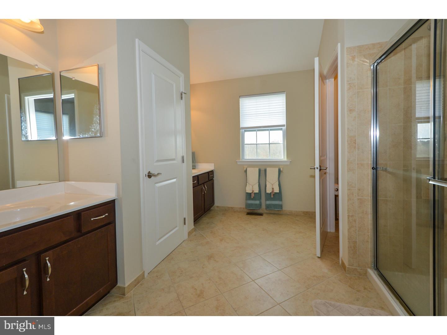VILL AT COUNTRY VIEW - Residential