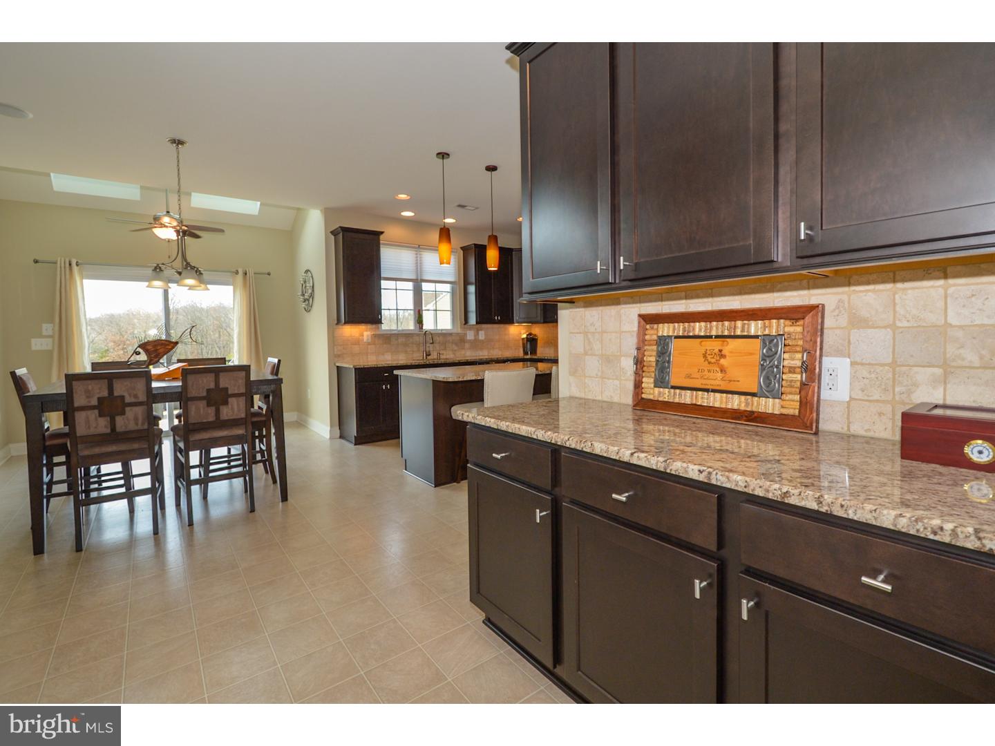 VILL AT COUNTRY VIEW - Residential