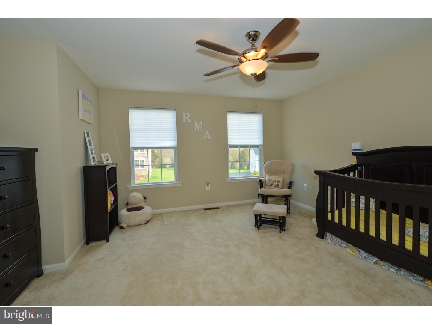VILL AT COUNTRY VIEW - Residential