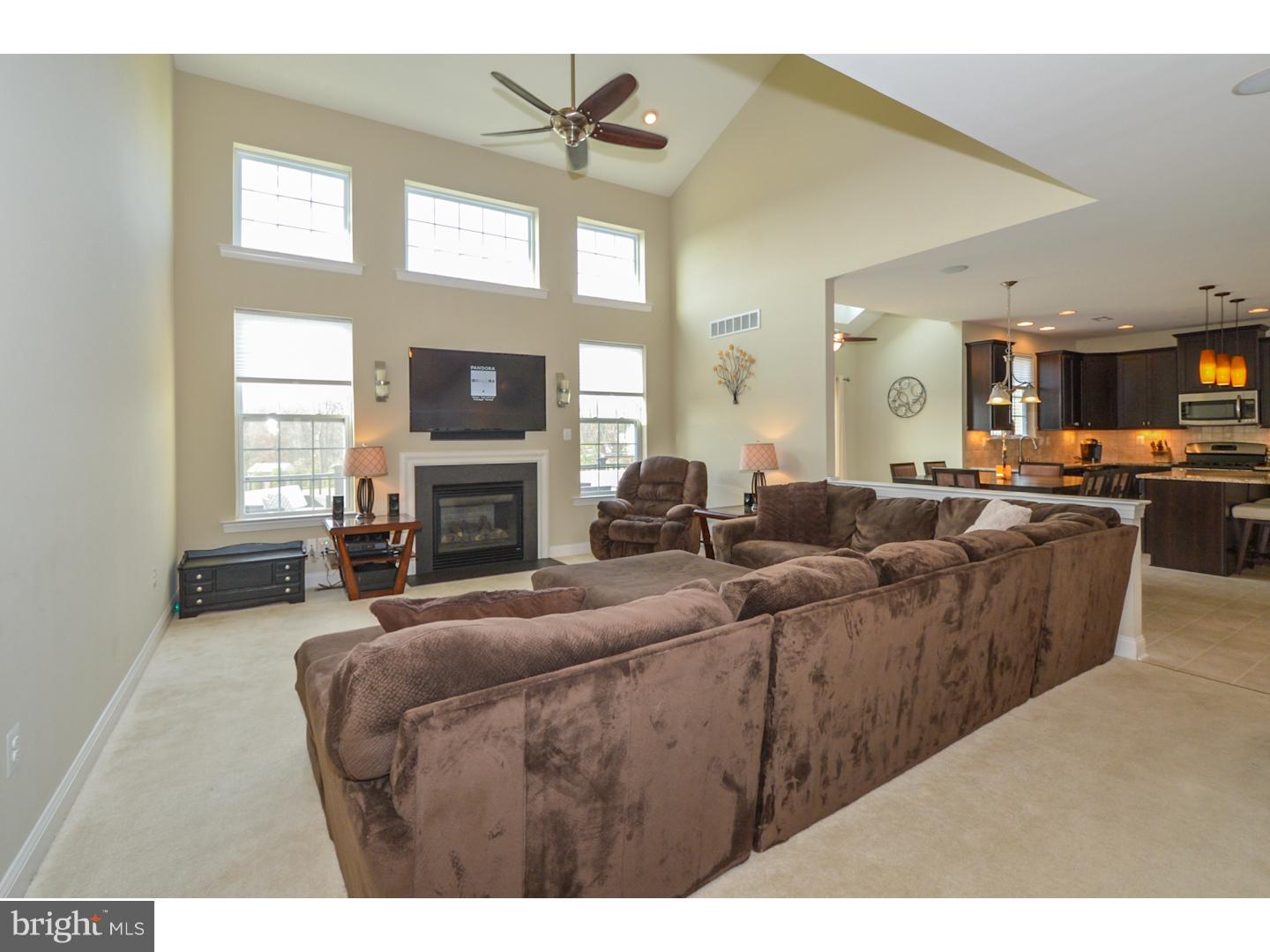 VILL AT COUNTRY VIEW - Residential