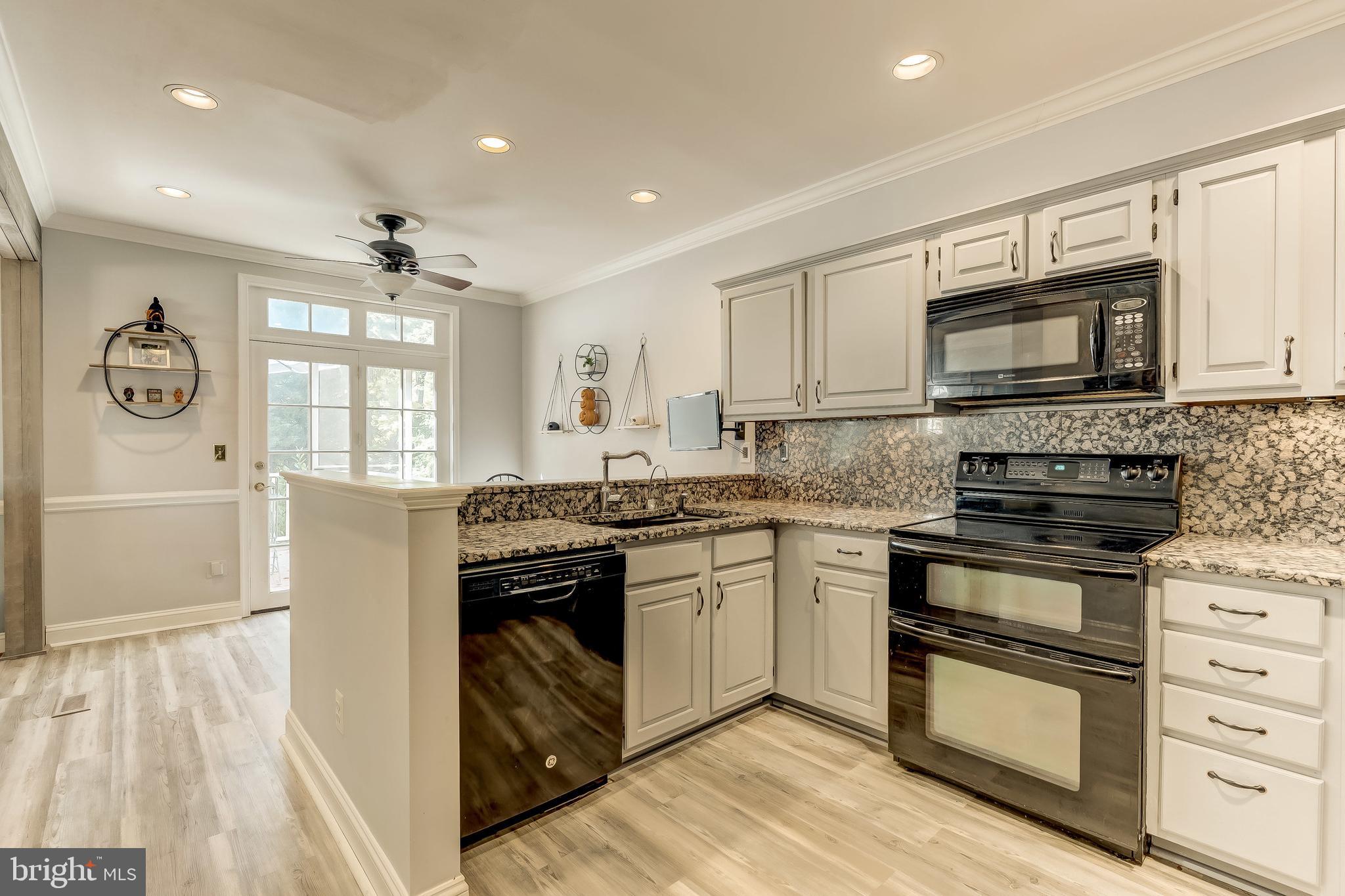 WELLINGTON WOODS - Residential