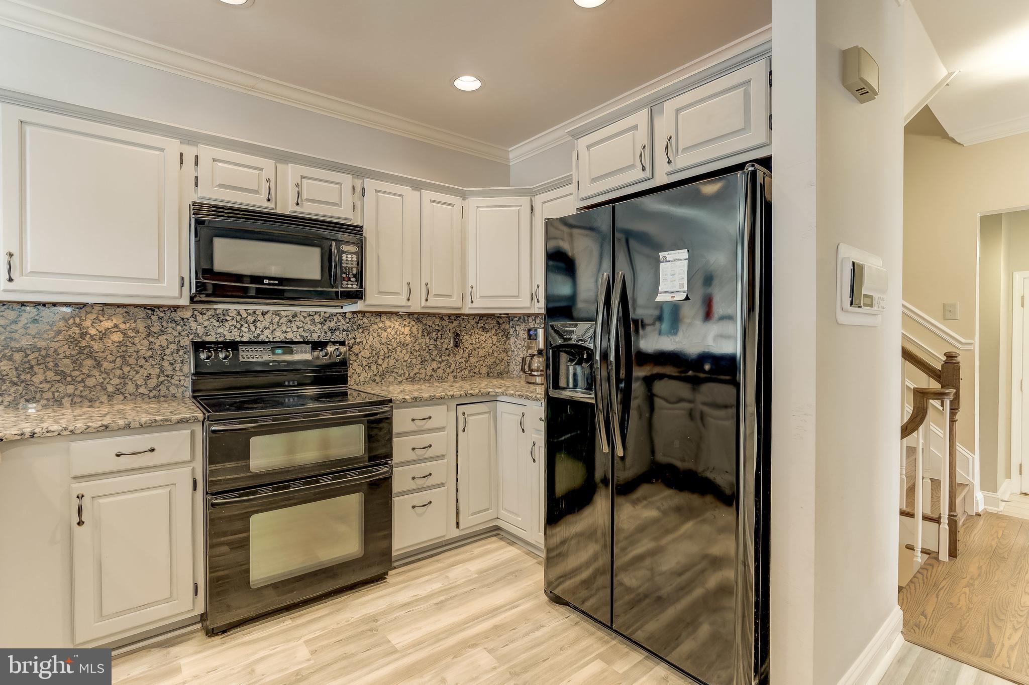 WELLINGTON WOODS - Residential