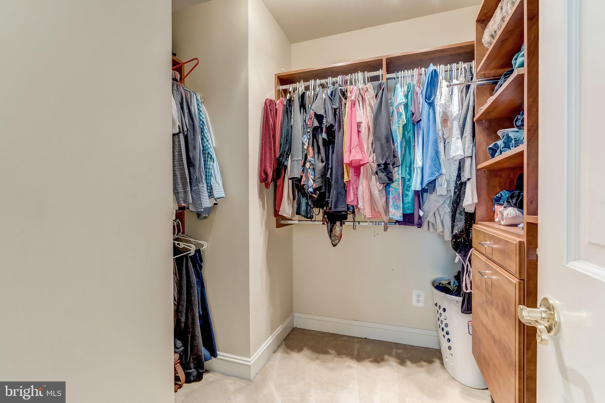 WELLINGTON WOODS - Residential