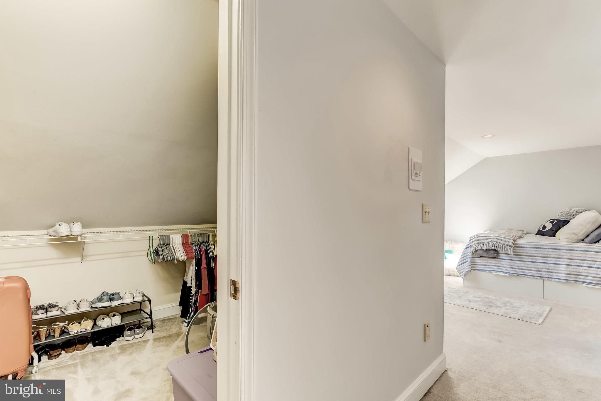 WELLINGTON WOODS - Residential