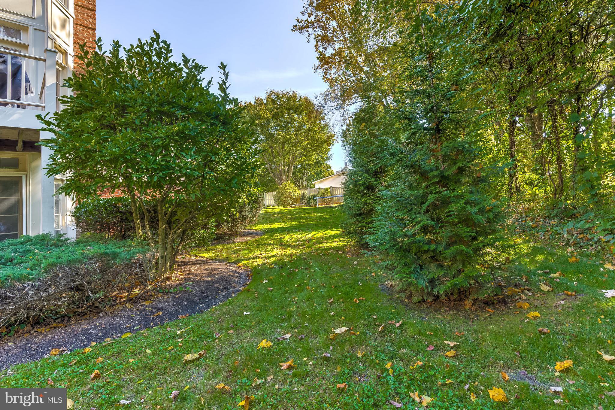 WELLINGTON WOODS - Residential