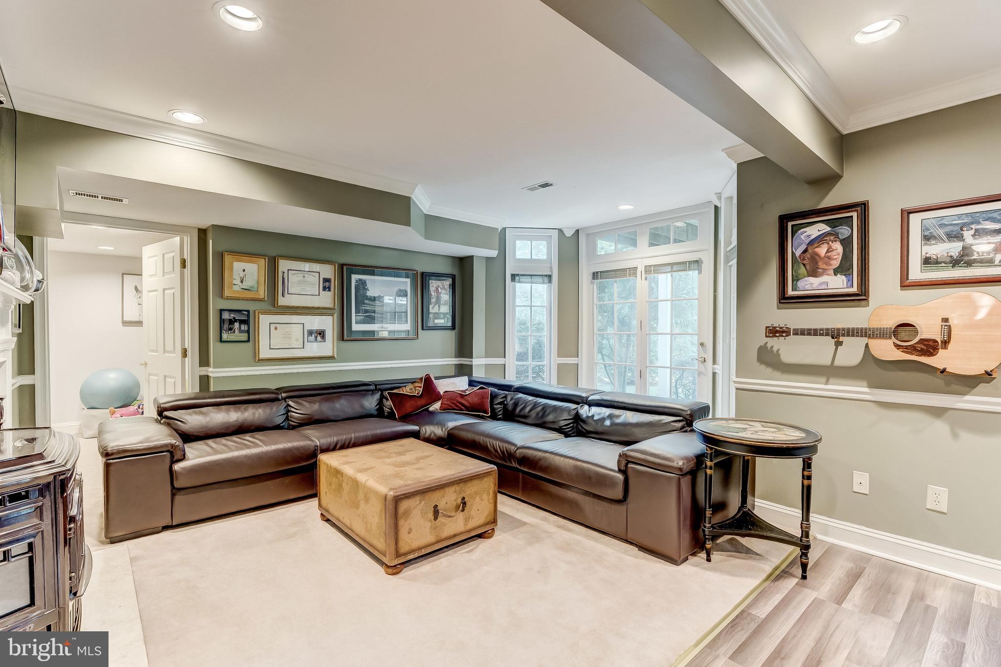 WELLINGTON WOODS - Residential