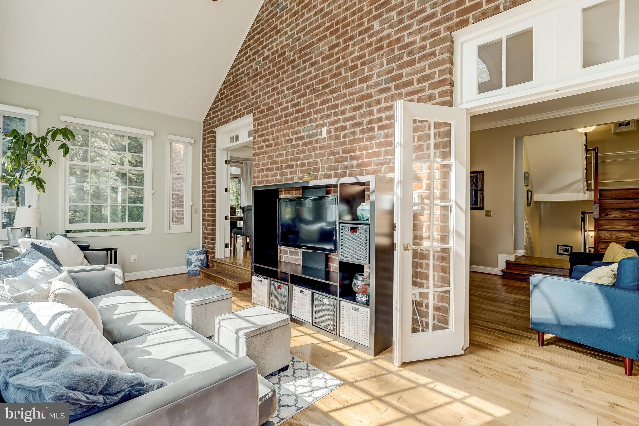 WELLINGTON WOODS - Residential