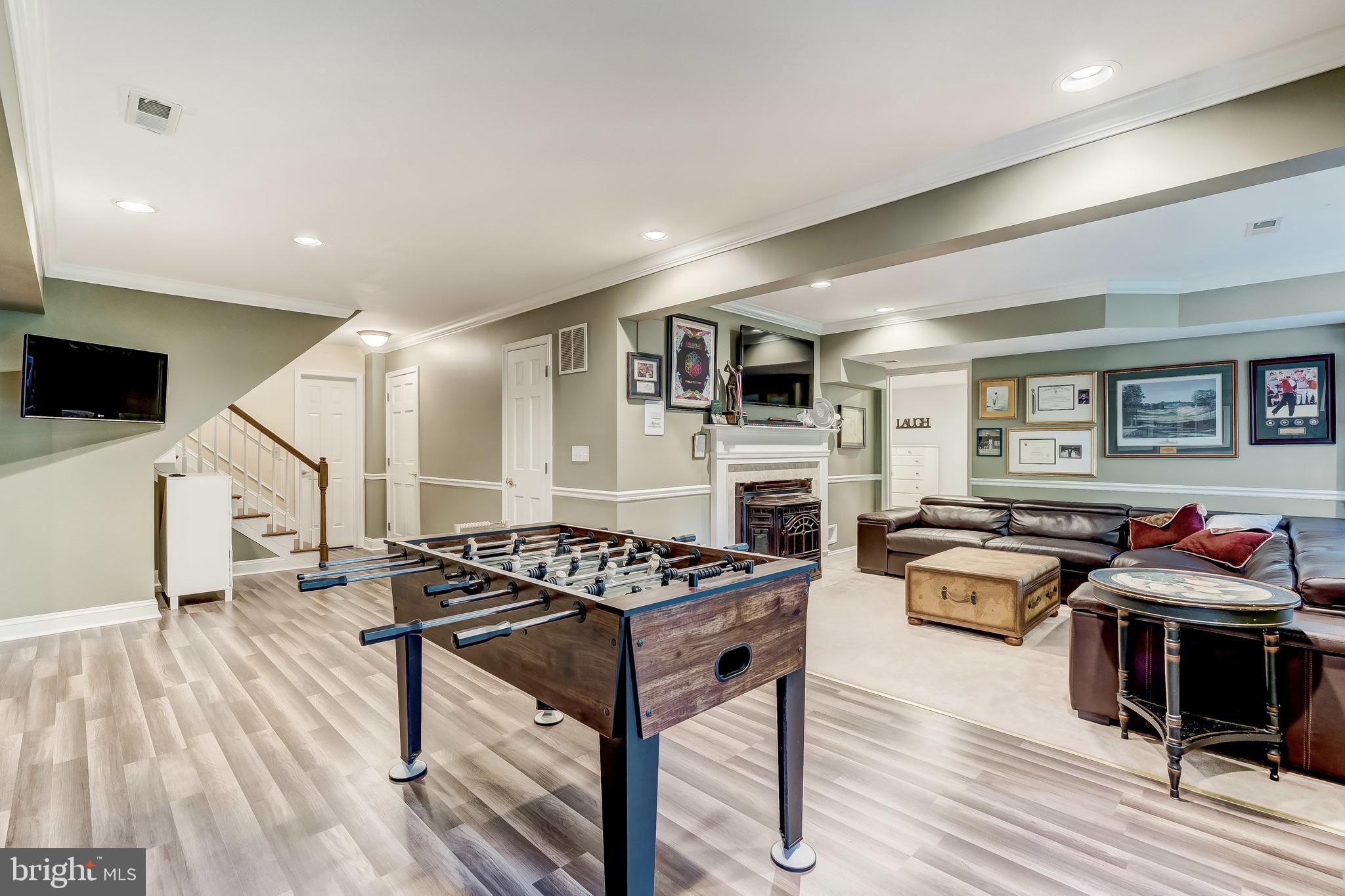 WELLINGTON WOODS - Residential