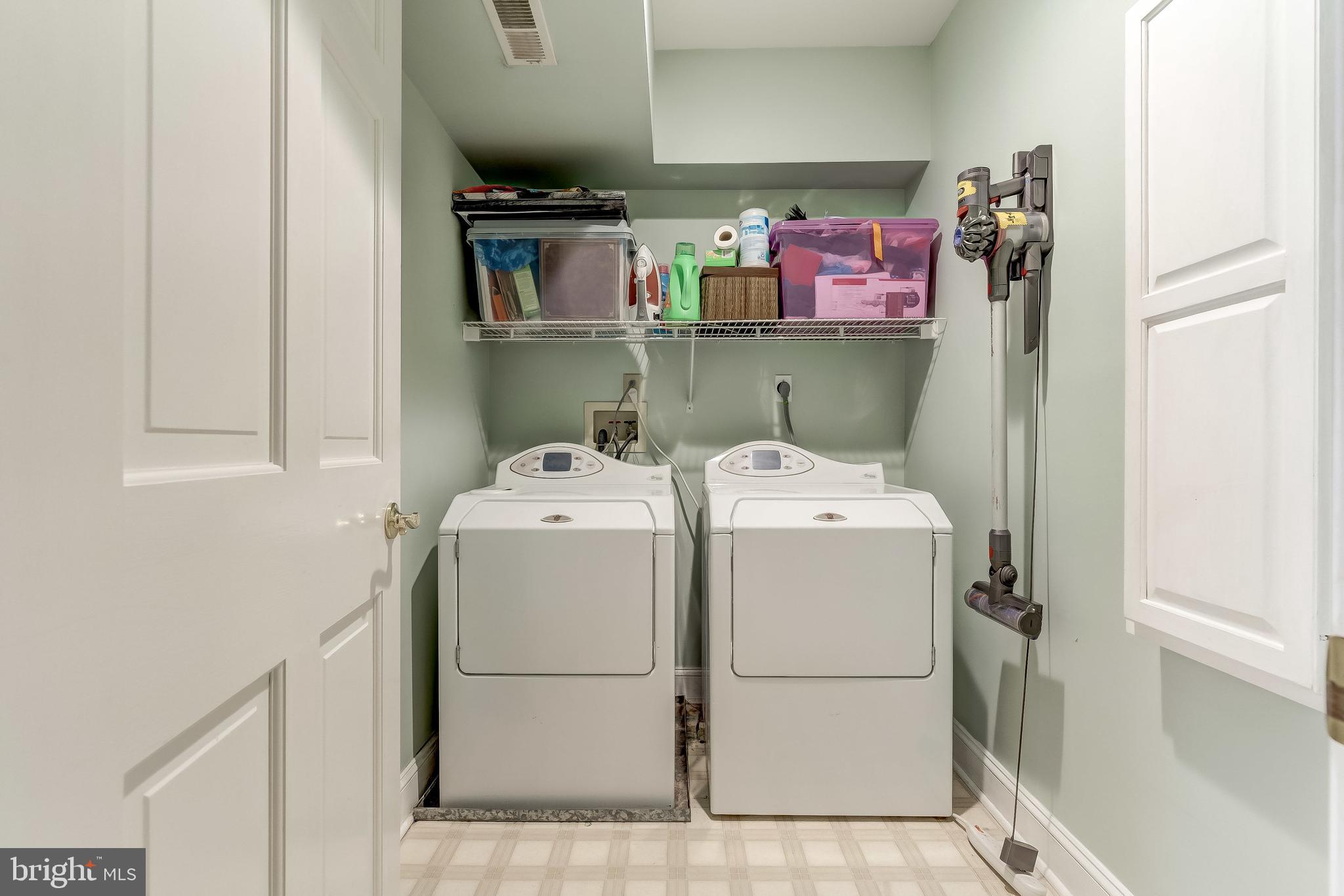 WELLINGTON WOODS - Residential