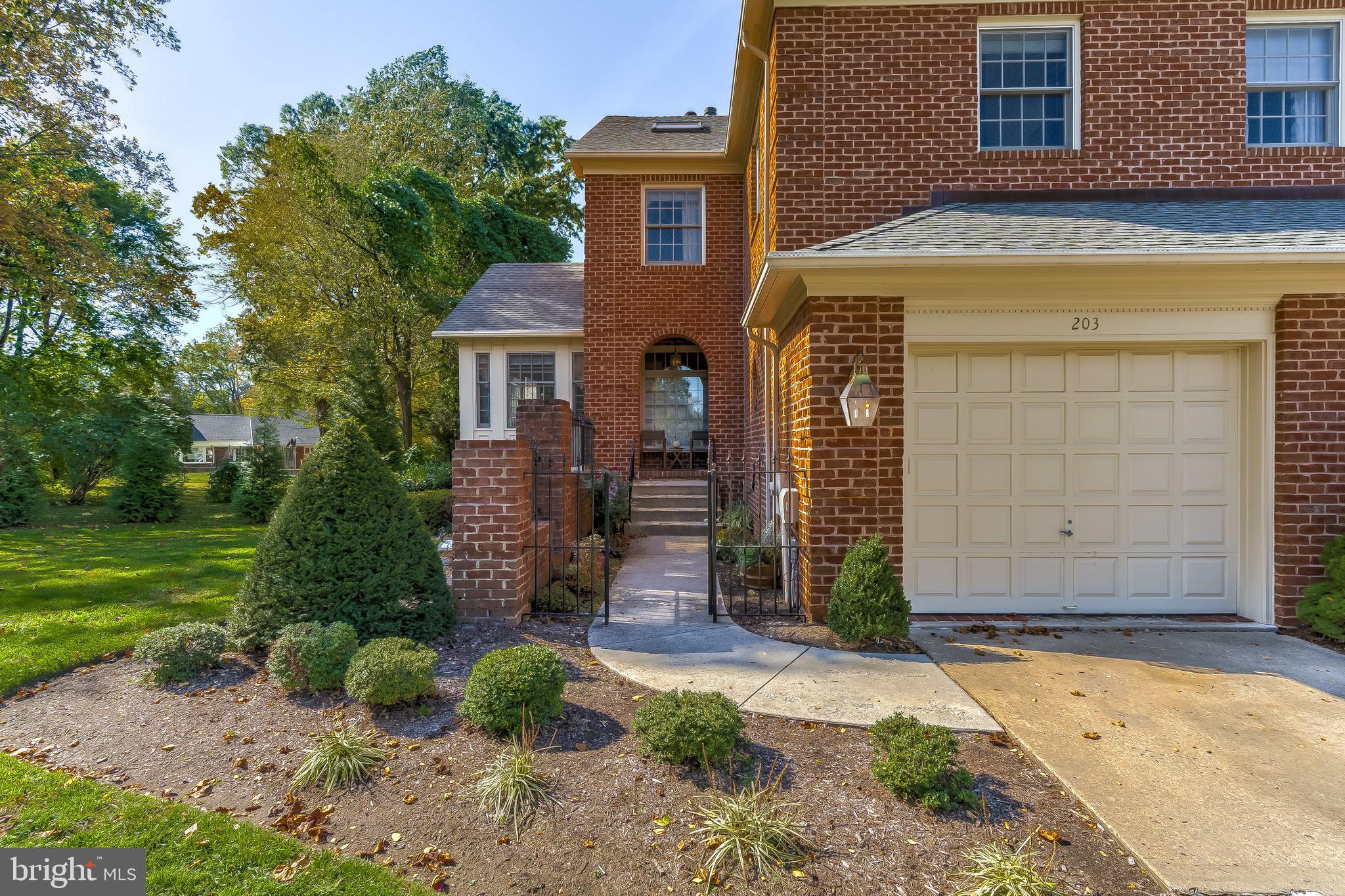 WELLINGTON WOODS - Residential