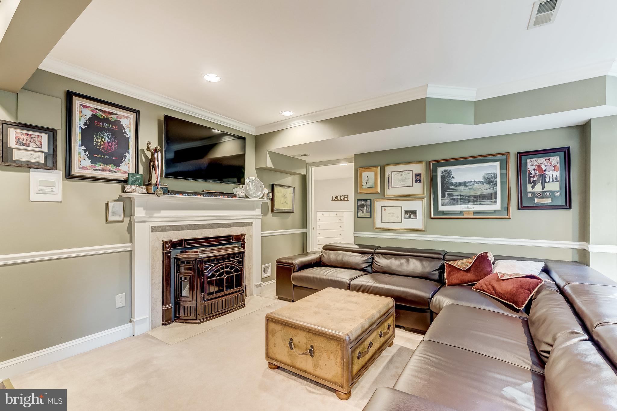 WELLINGTON WOODS - Residential