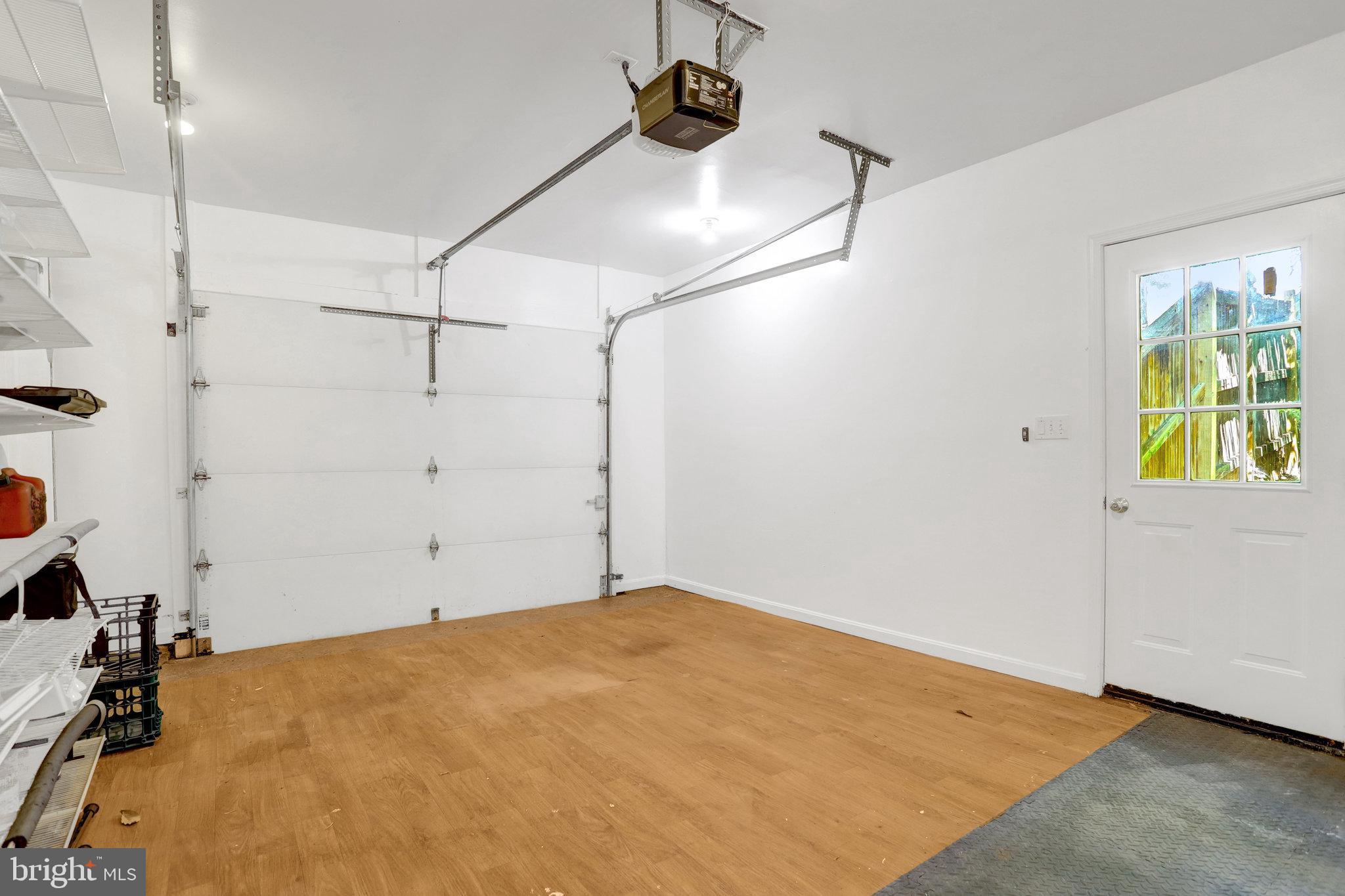 OAKCREST - Residential Lease