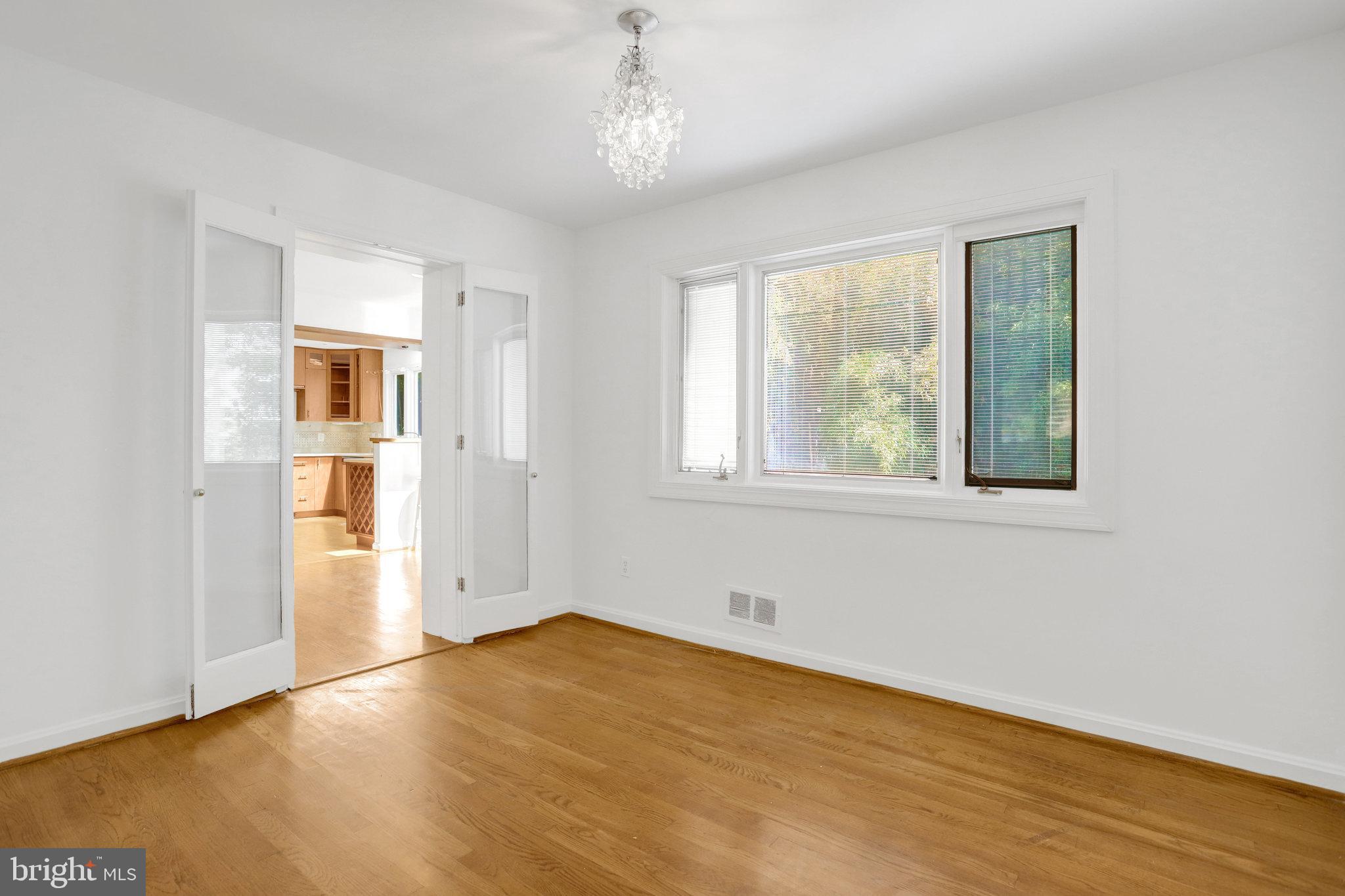 OAKCREST - Residential Lease