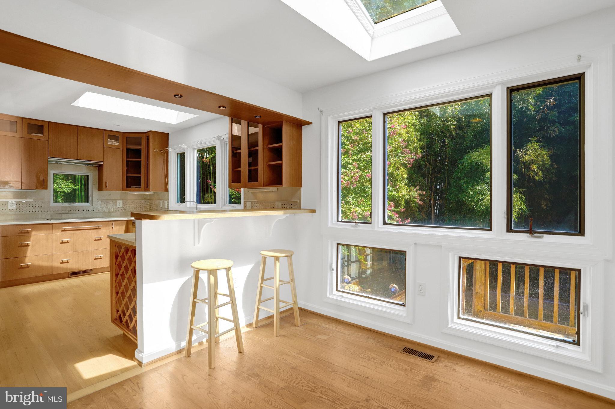 OAKCREST - Residential Lease