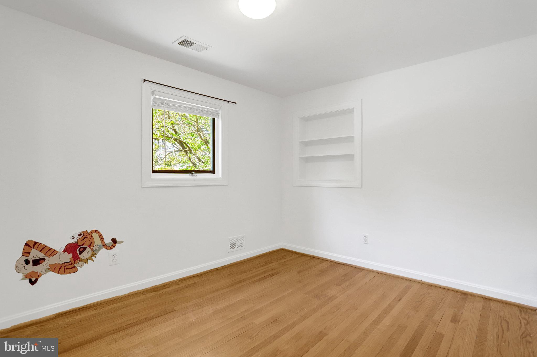 OAKCREST - Residential Lease