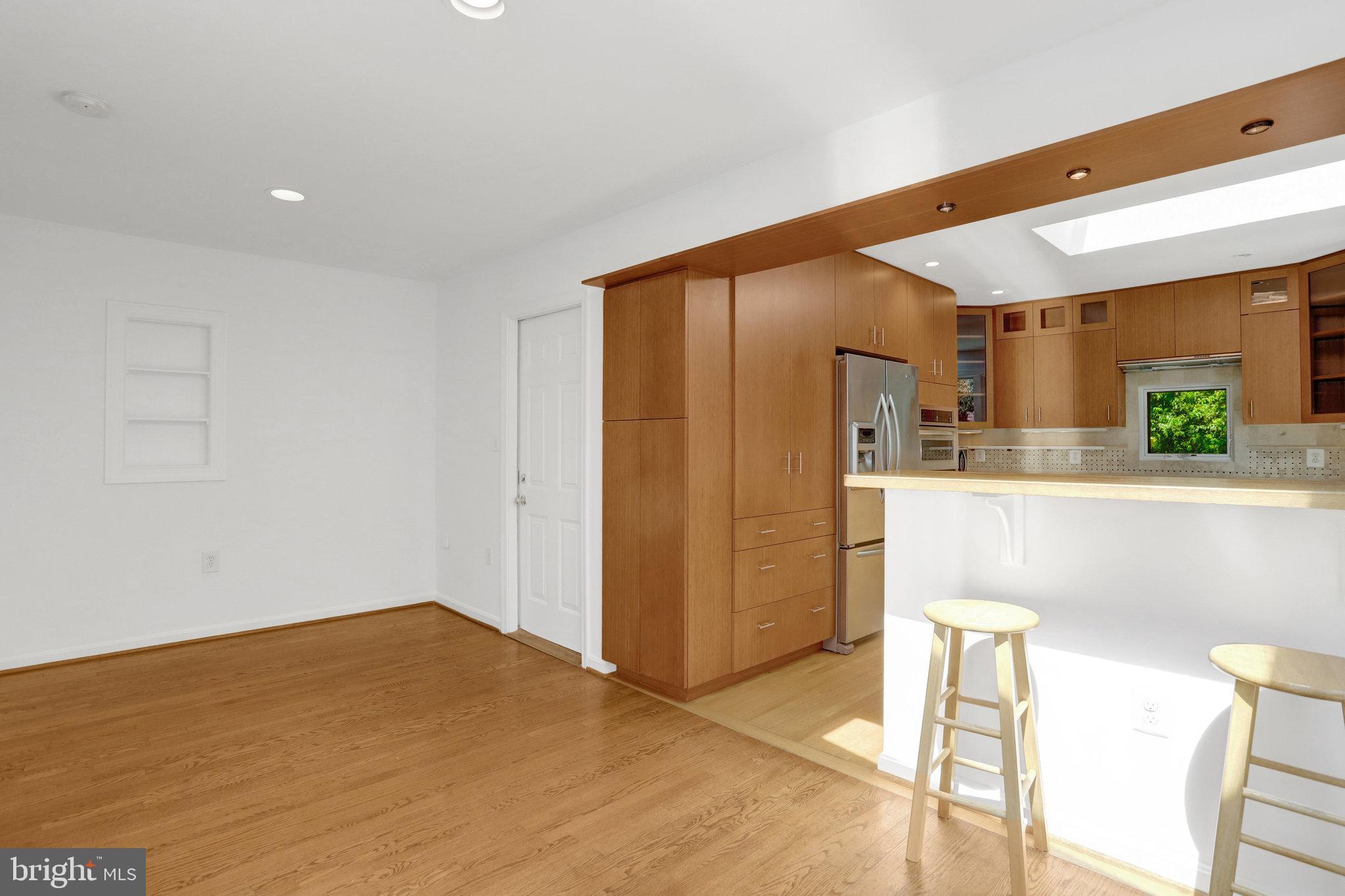 OAKCREST - Residential Lease