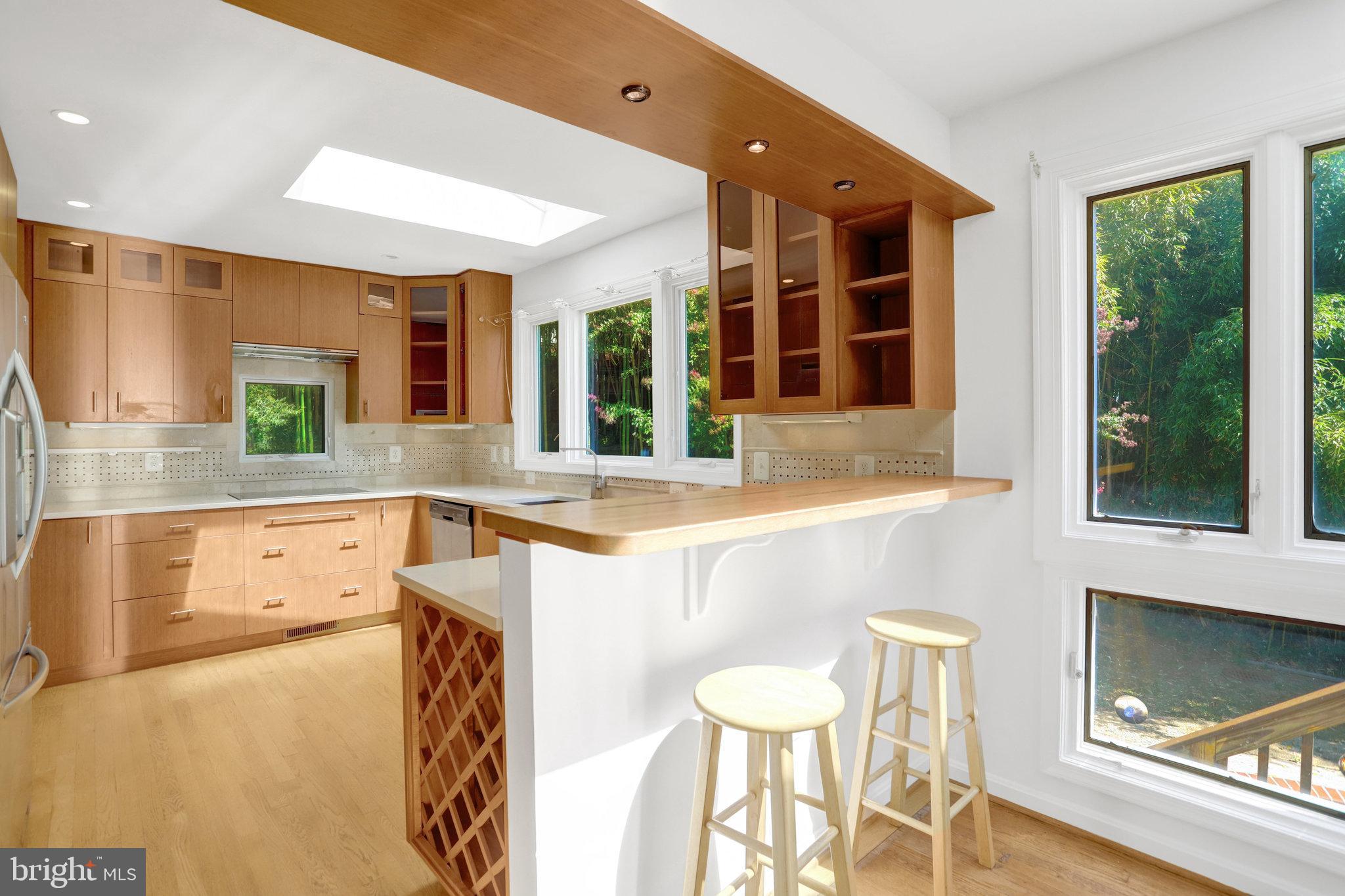 OAKCREST - Residential Lease