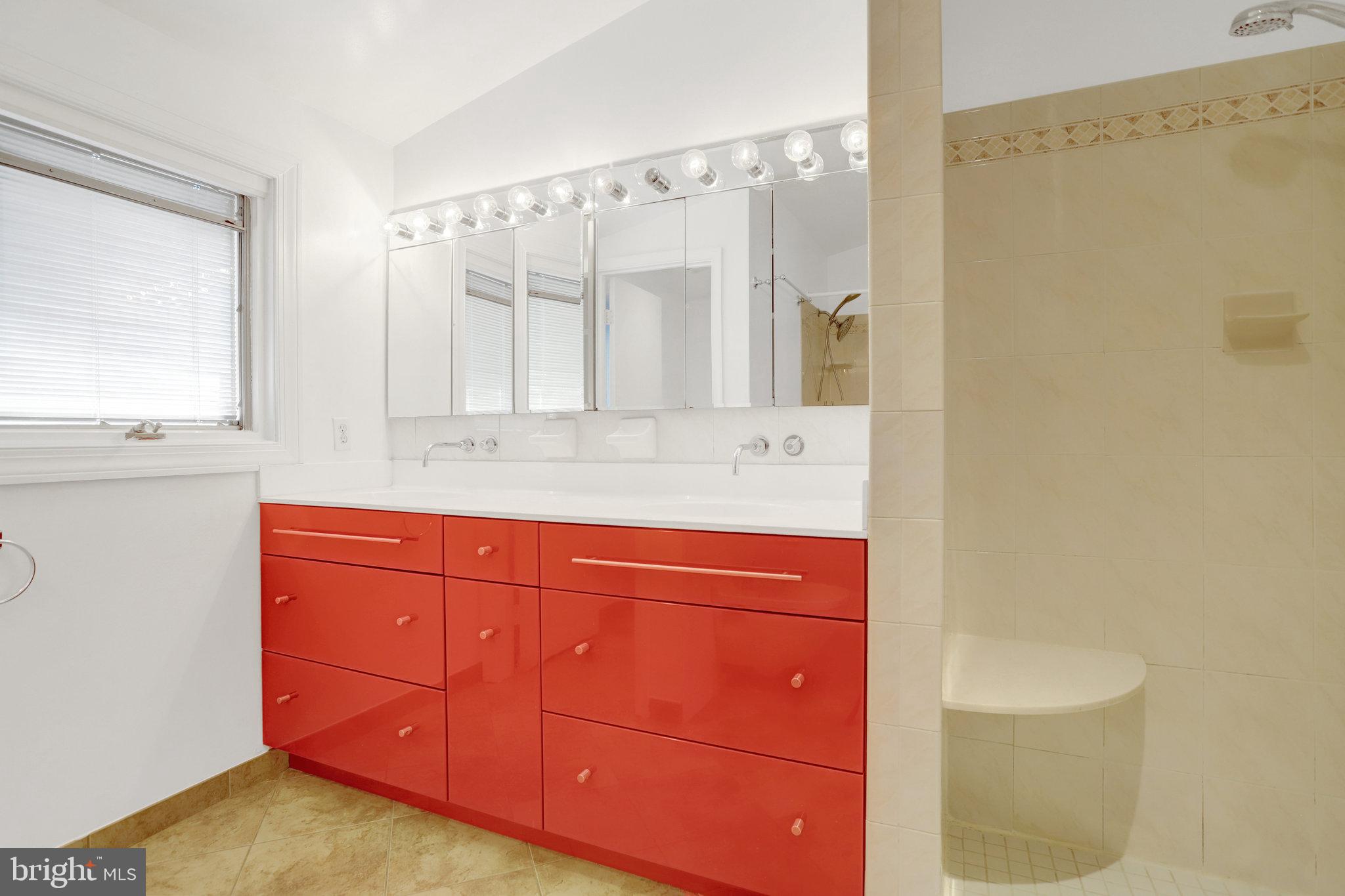 OAKCREST - Residential Lease