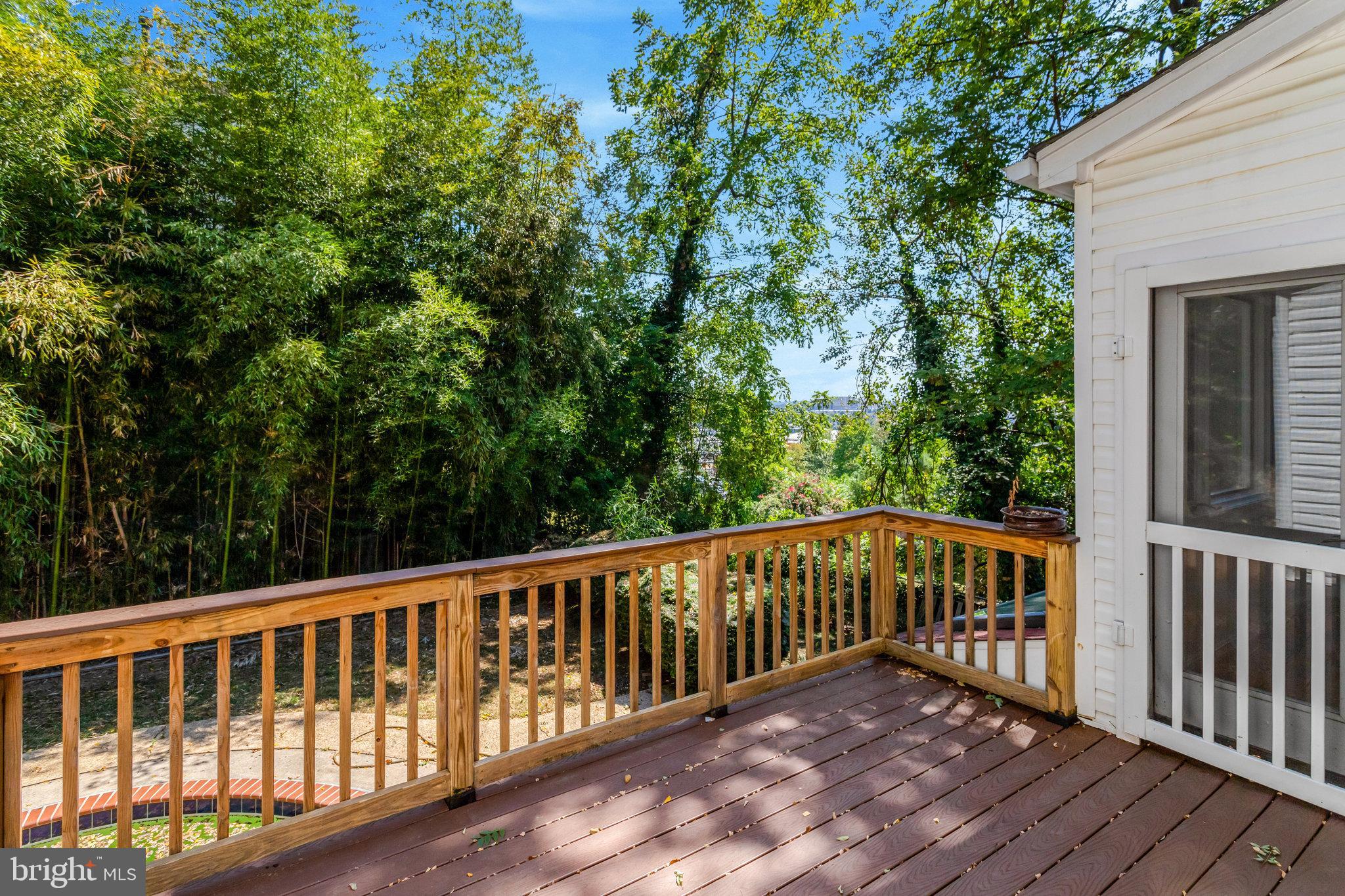 OAKCREST - Residential Lease