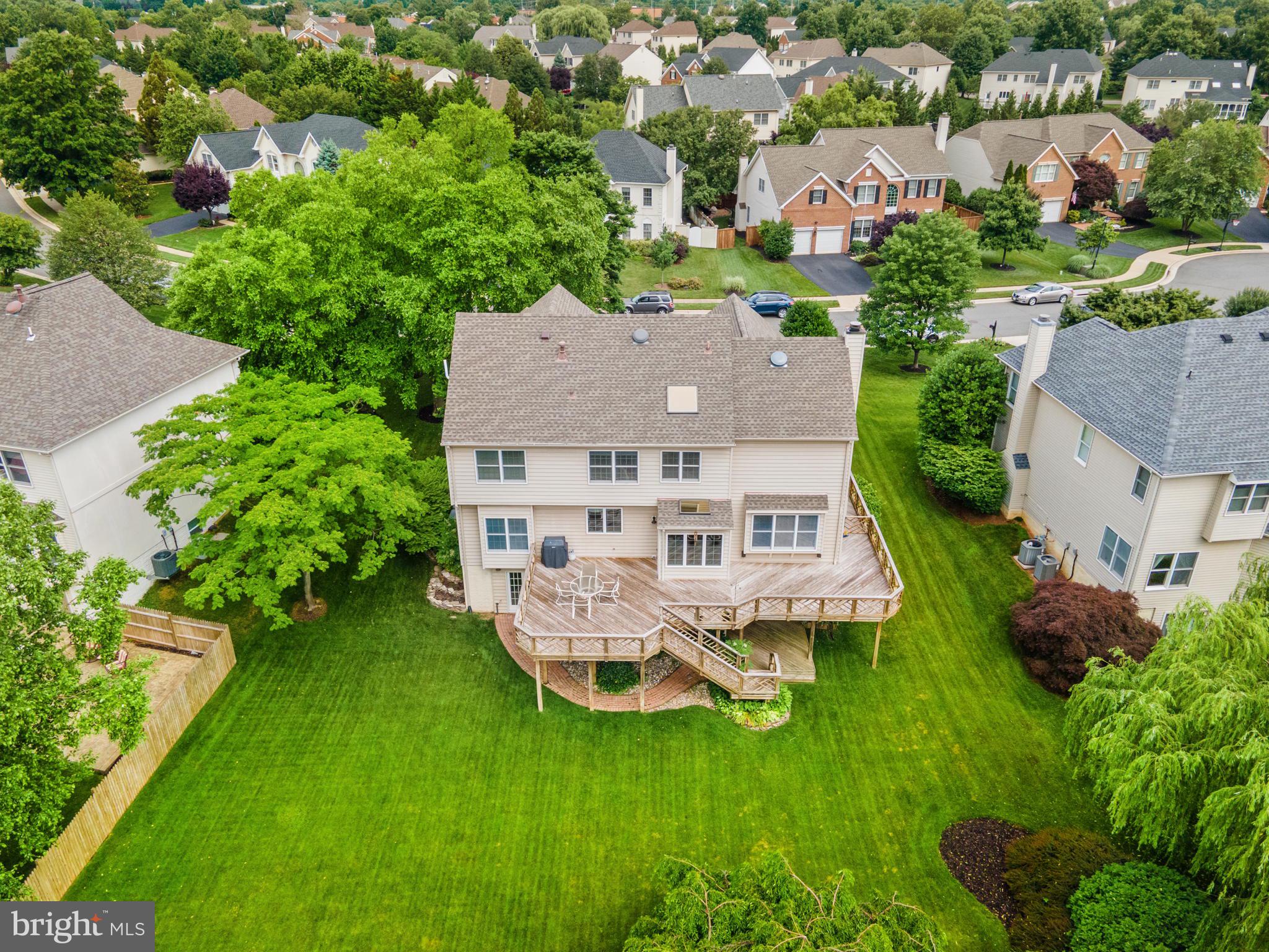 FARMWELL HUNT - Residential