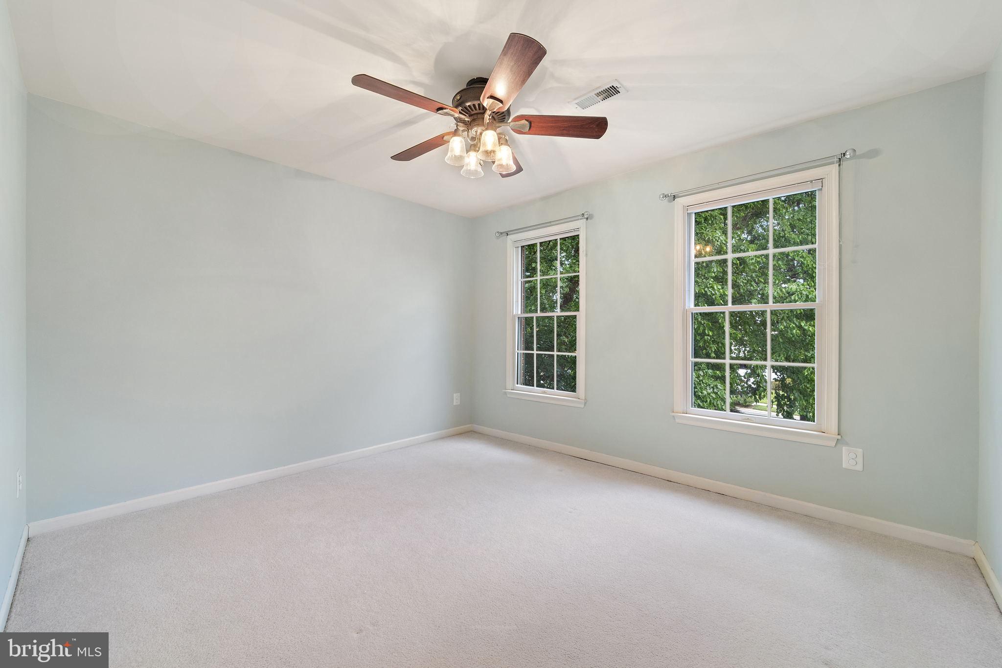 FARMWELL HUNT - Residential