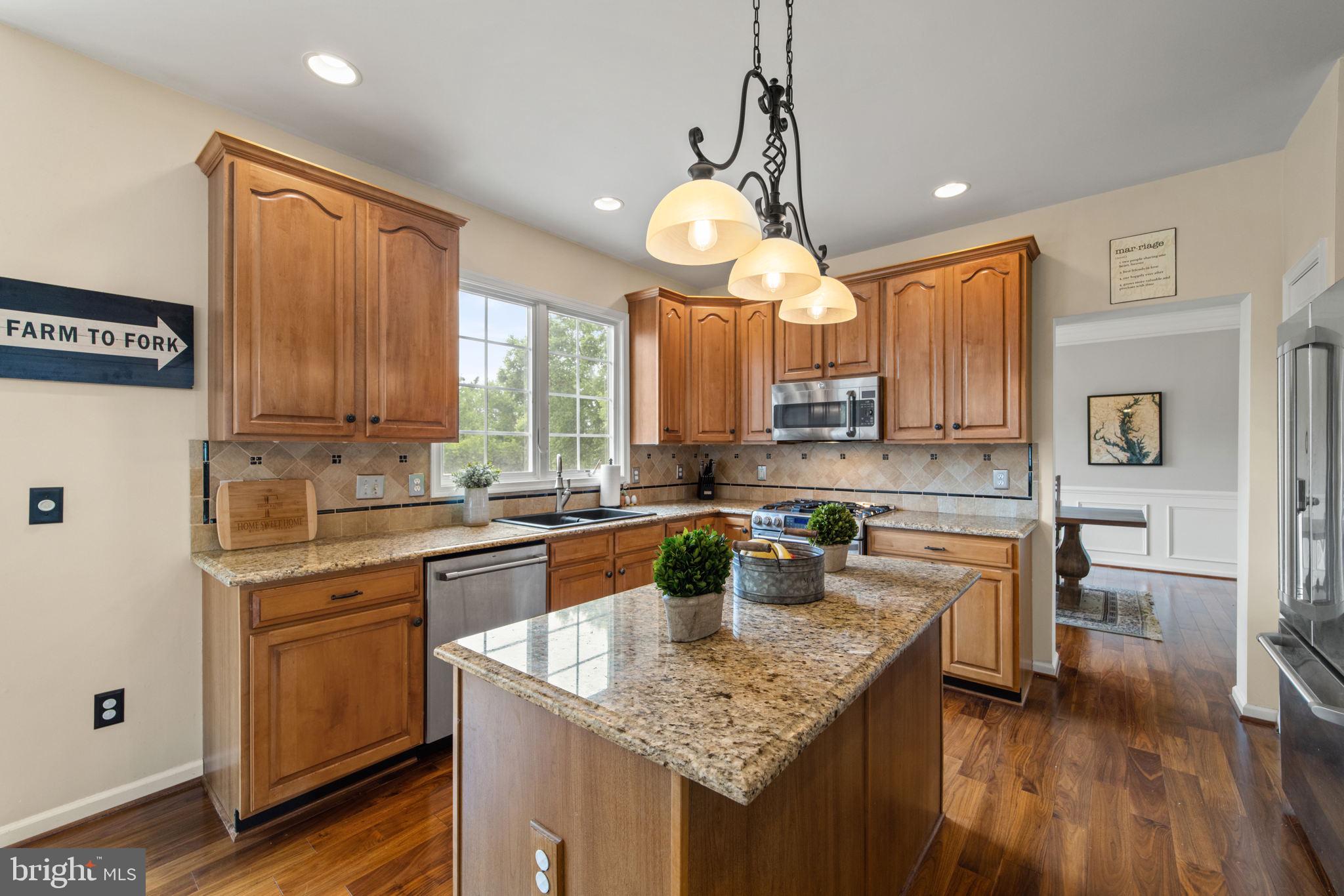 FARMWELL HUNT - Residential