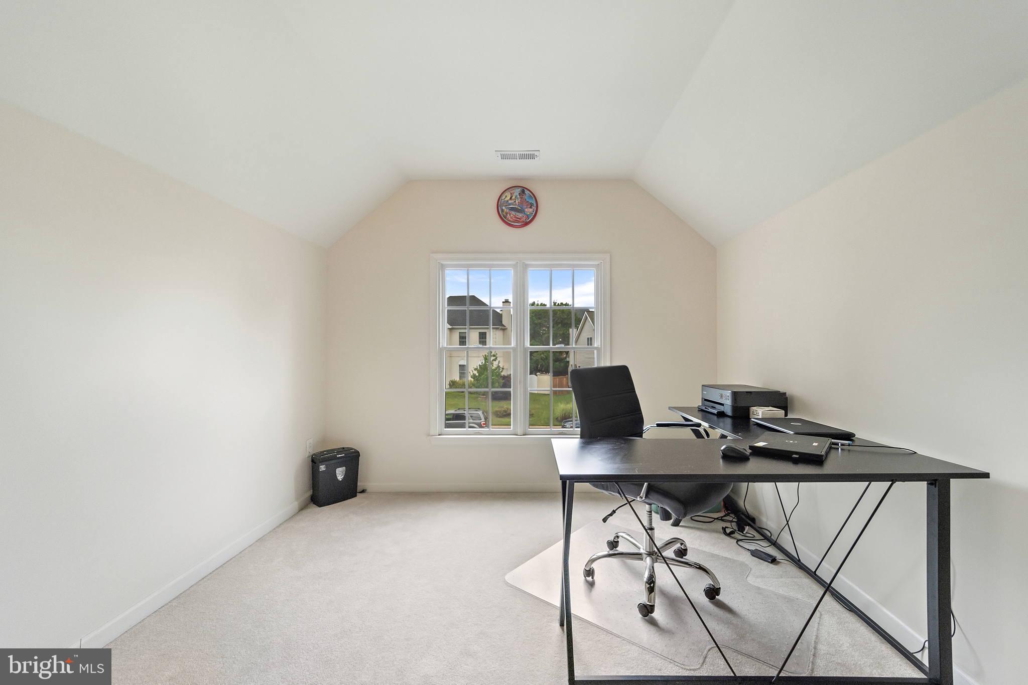 FARMWELL HUNT - Residential