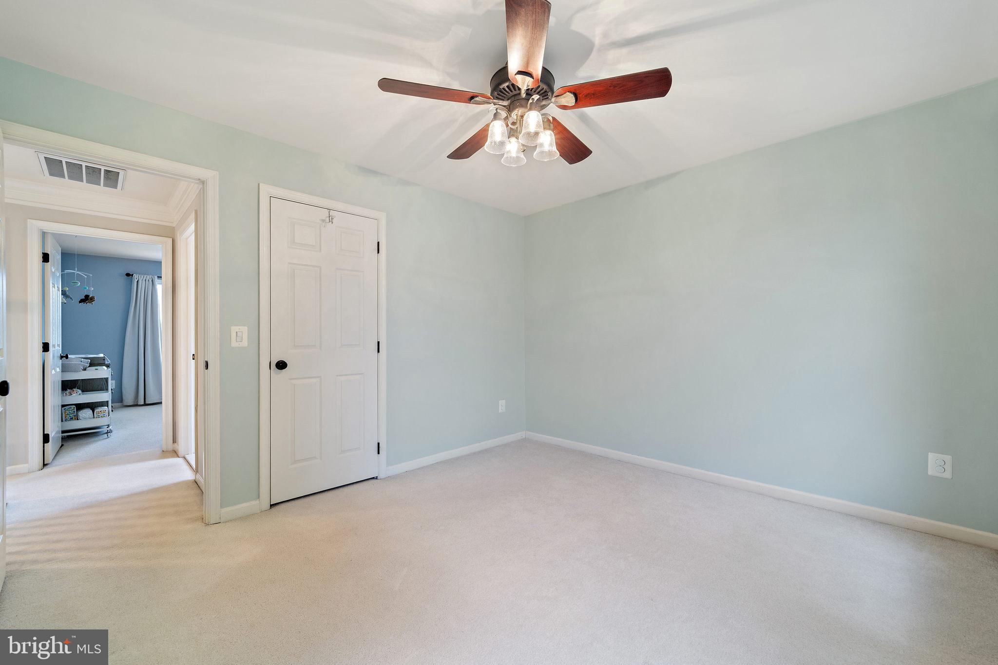 FARMWELL HUNT - Residential