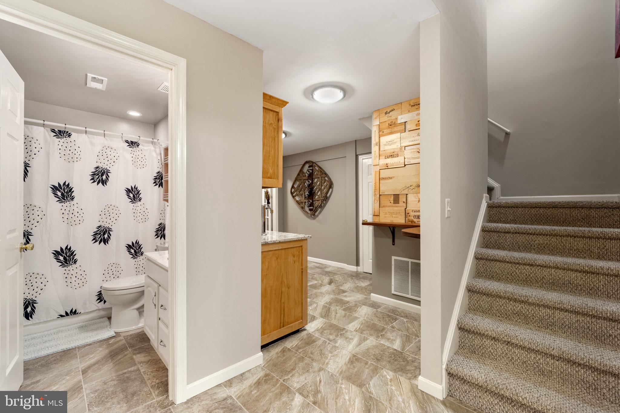 FARMWELL HUNT - Residential