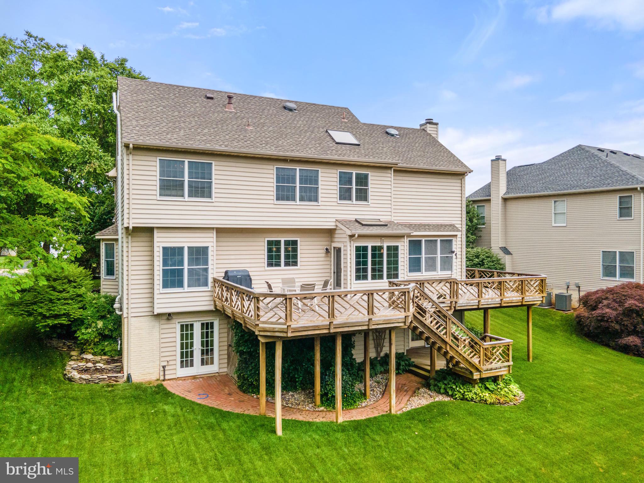 FARMWELL HUNT - Residential