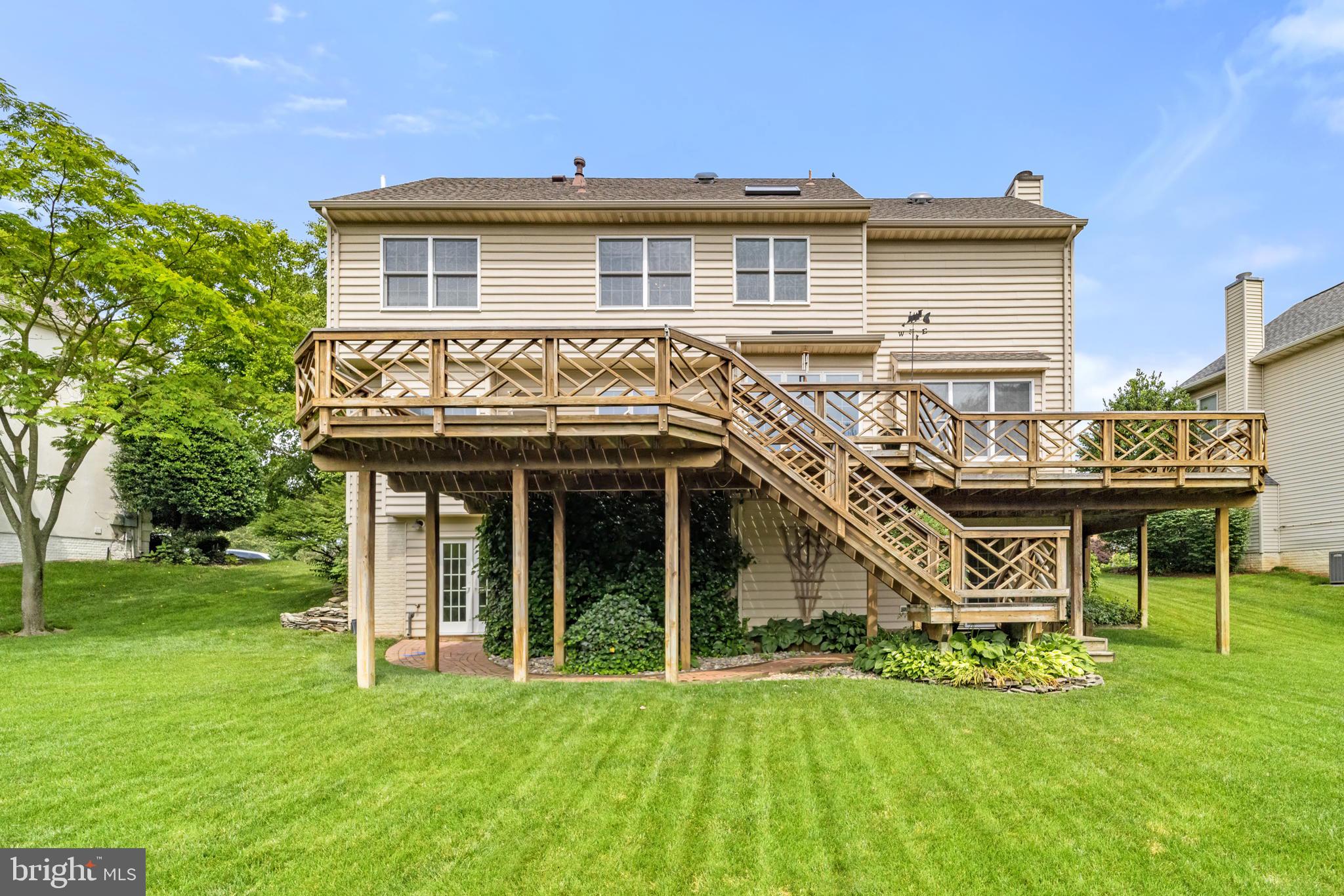 FARMWELL HUNT - Residential