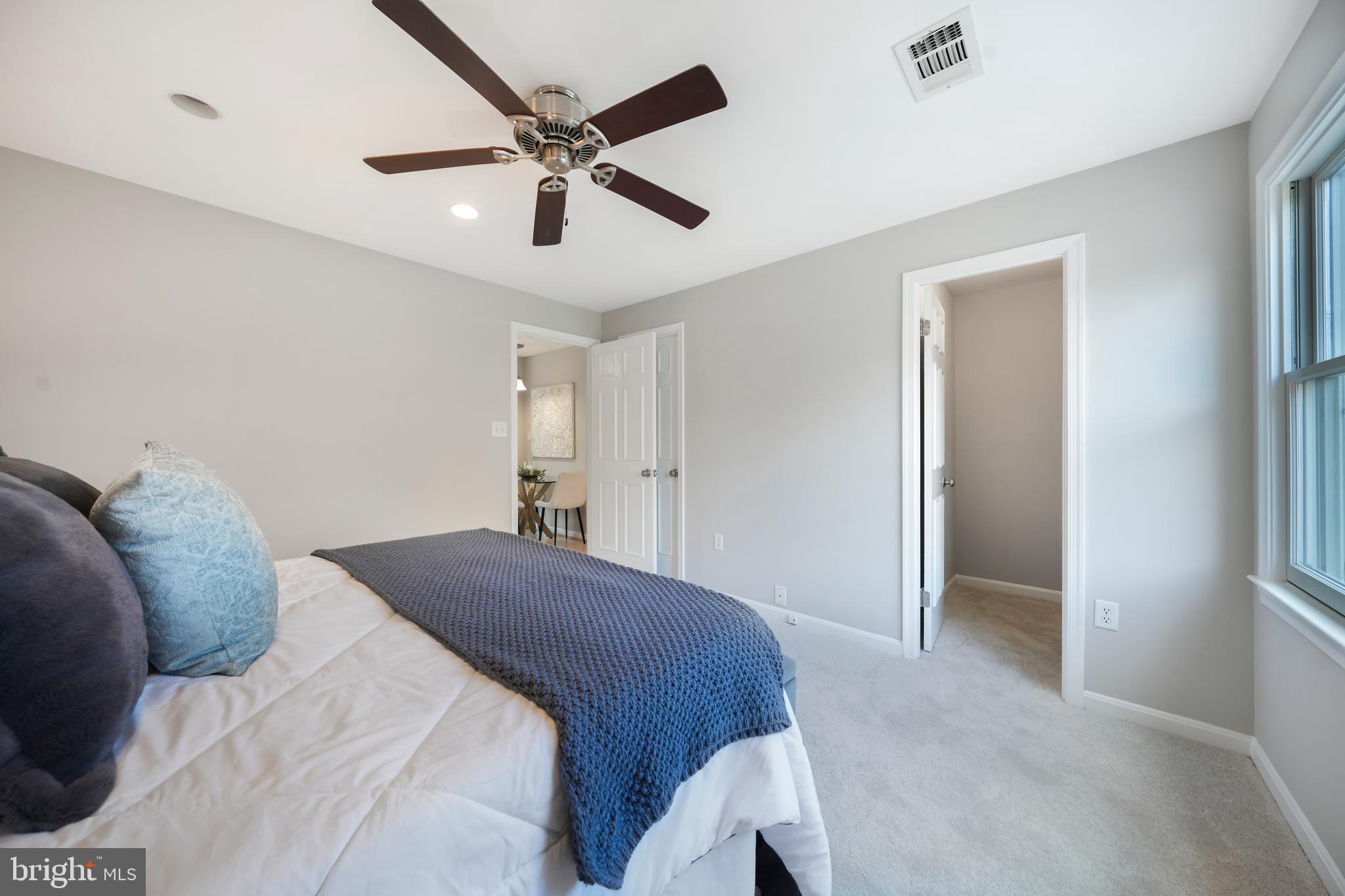 CLARENDON - Residential