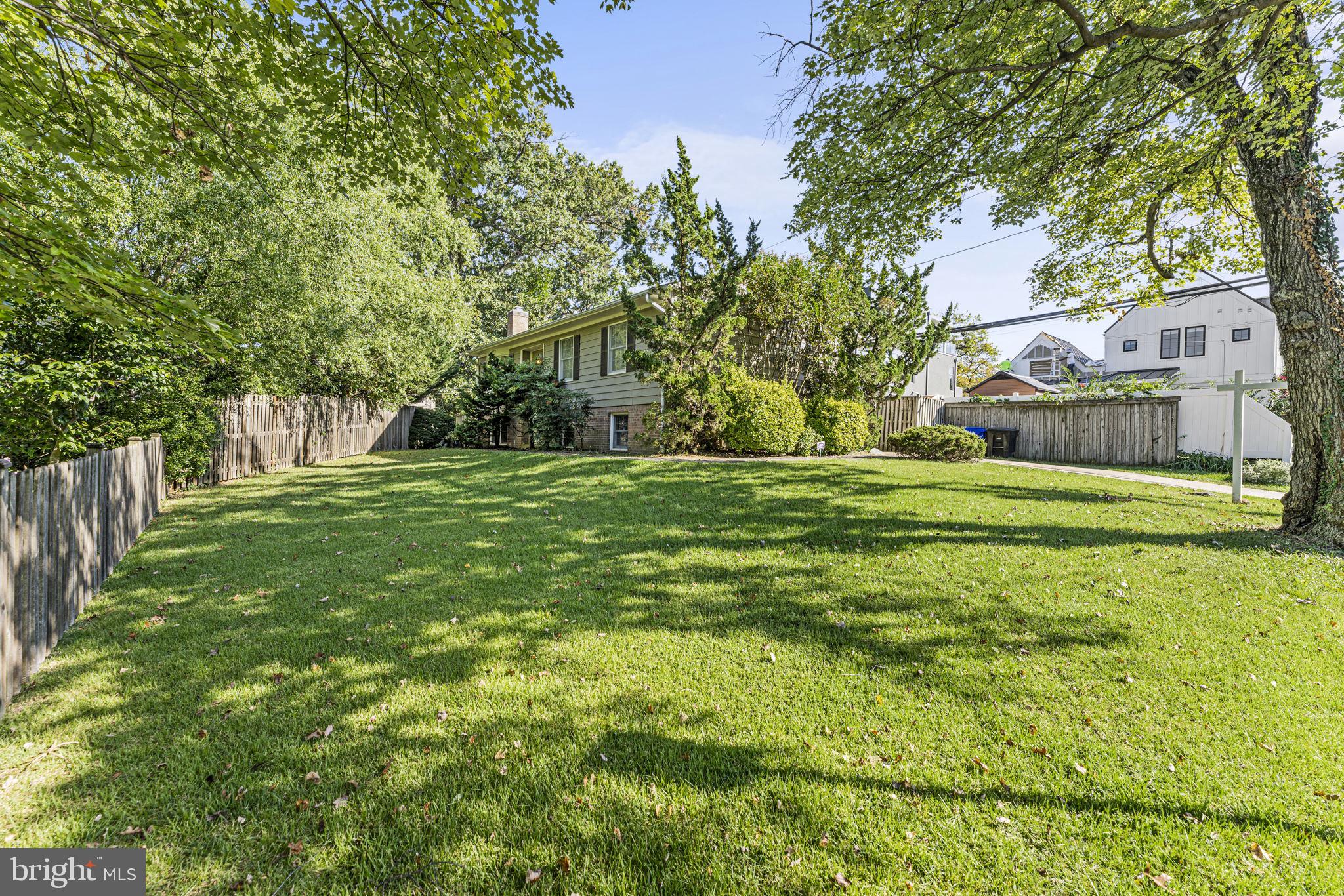 ADDISON HEIGHTS - Residential Lease