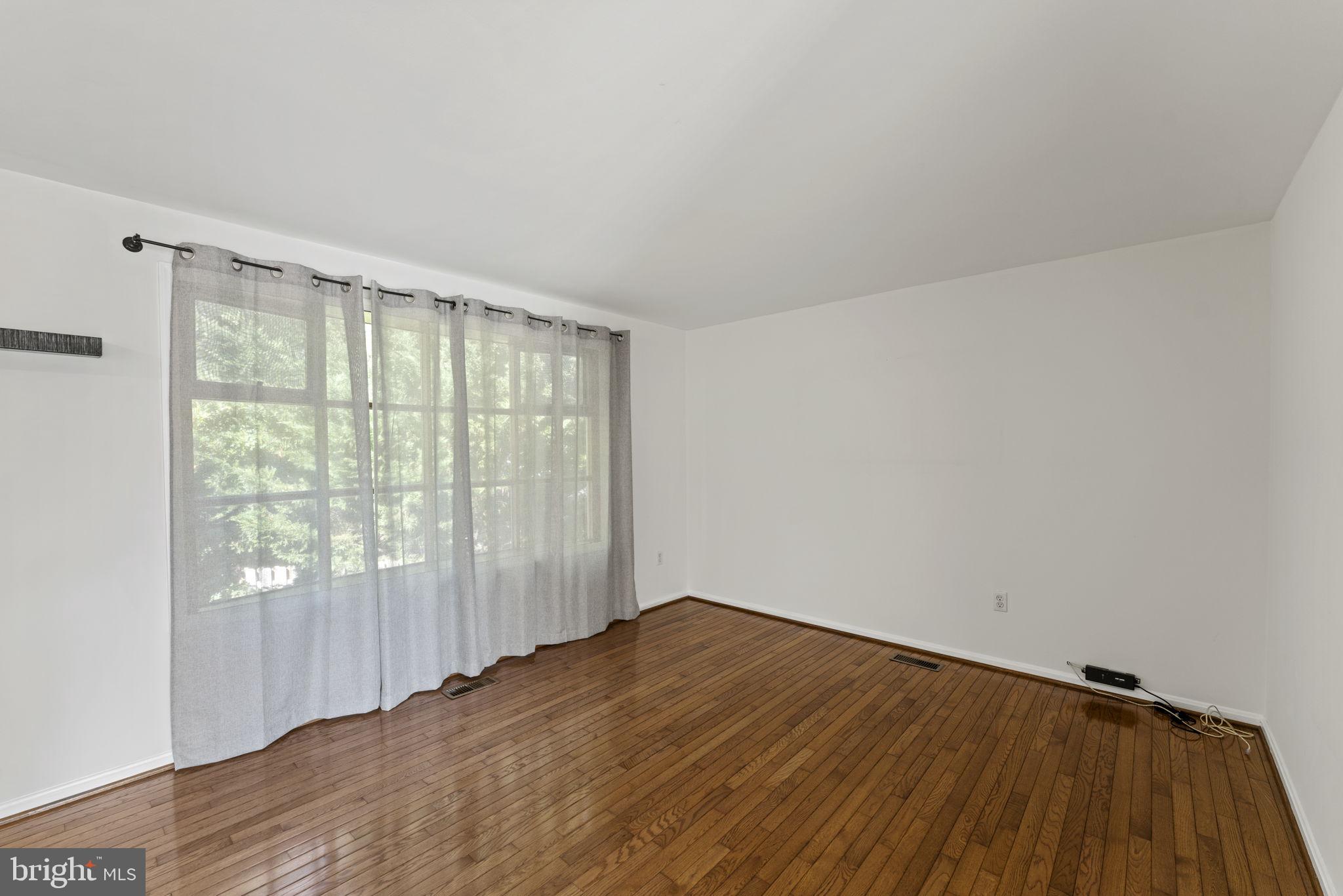 ADDISON HEIGHTS - Residential Lease