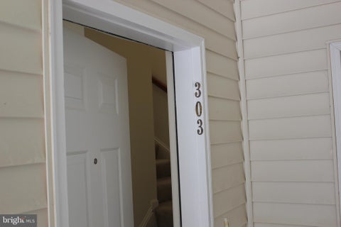 Condo For Rent - 2491 Quick Street #303<br/> Fairfax County, HERNDON, VA 20171