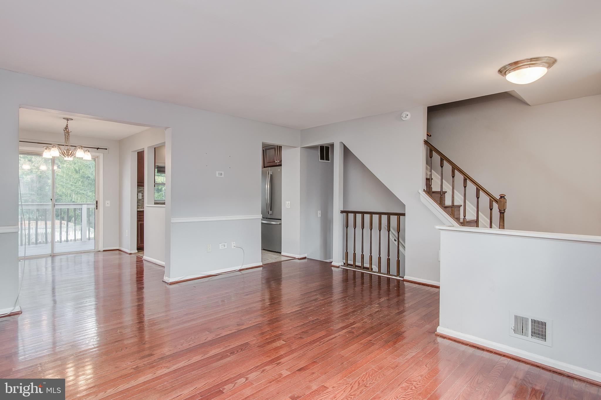 CARROLL PARK MANOR - Residential Lease