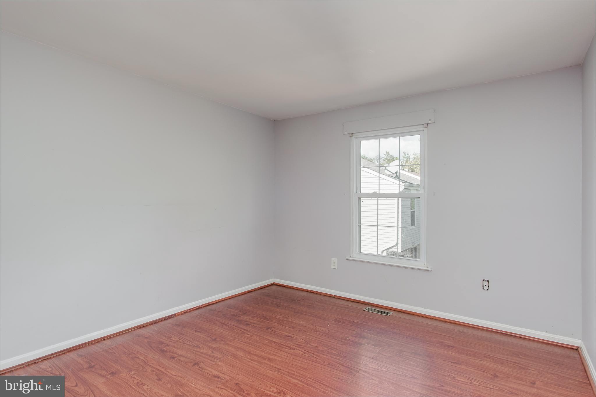 CARROLL PARK MANOR - Residential Lease