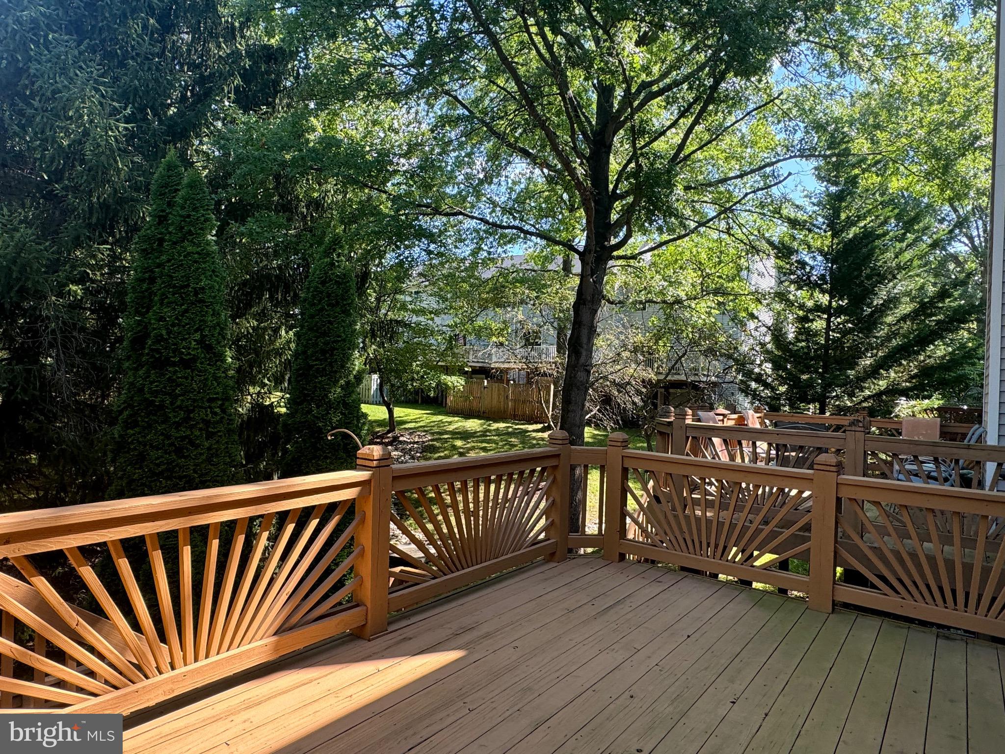 CLARY'S FOREST - Residential Lease