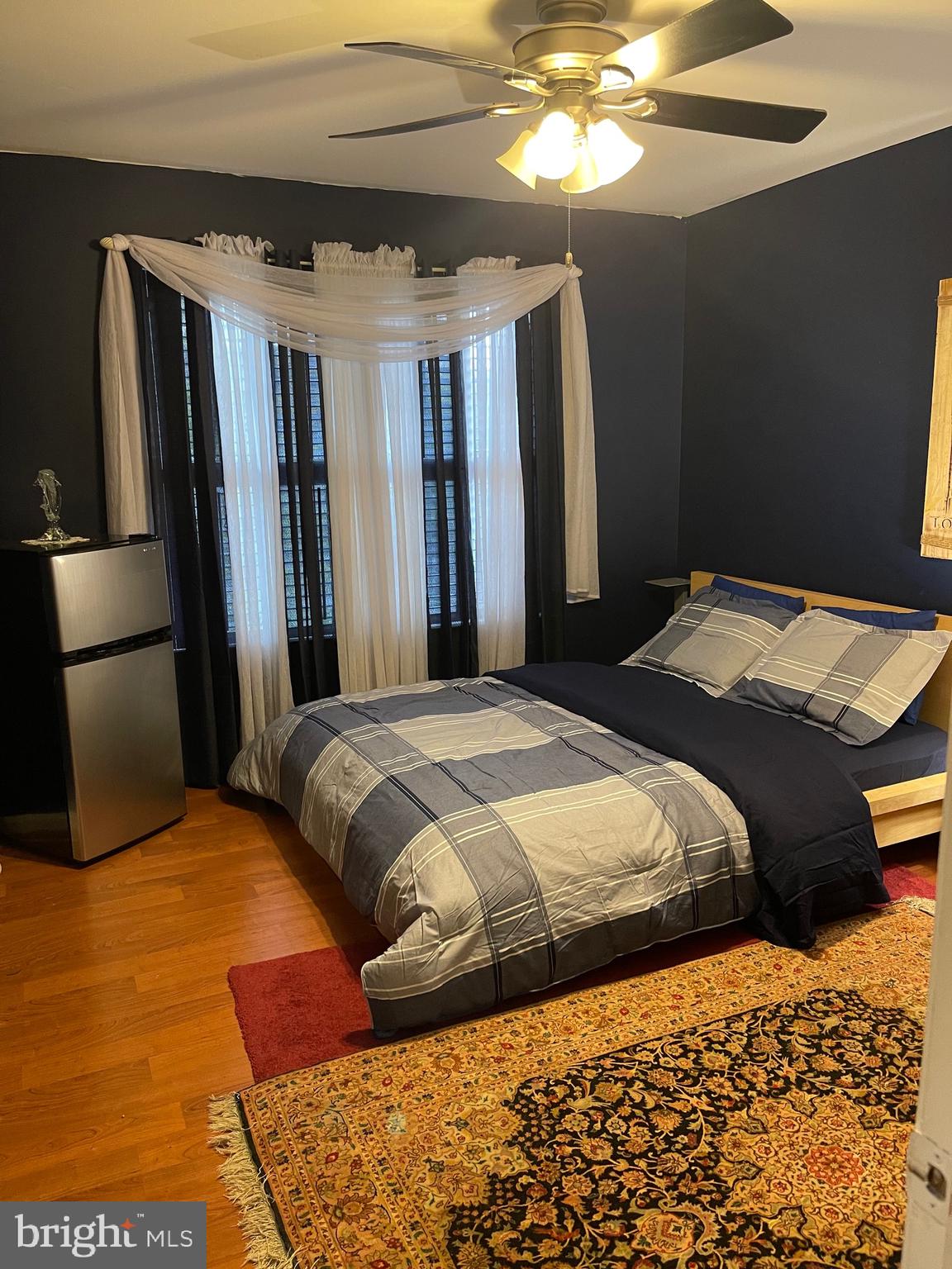 CLARY'S FOREST - Residential Lease