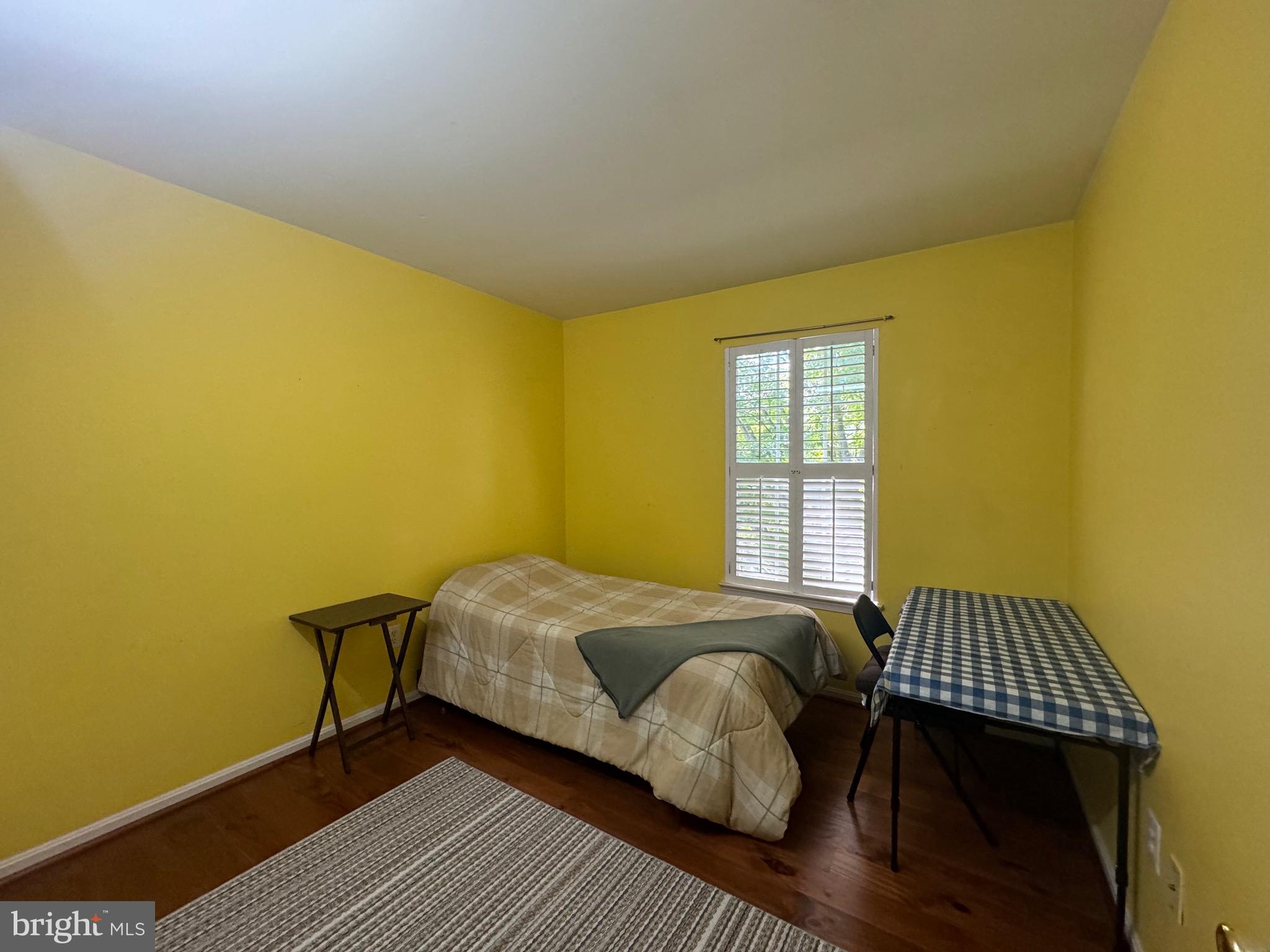 CLARY'S FOREST - Residential Lease