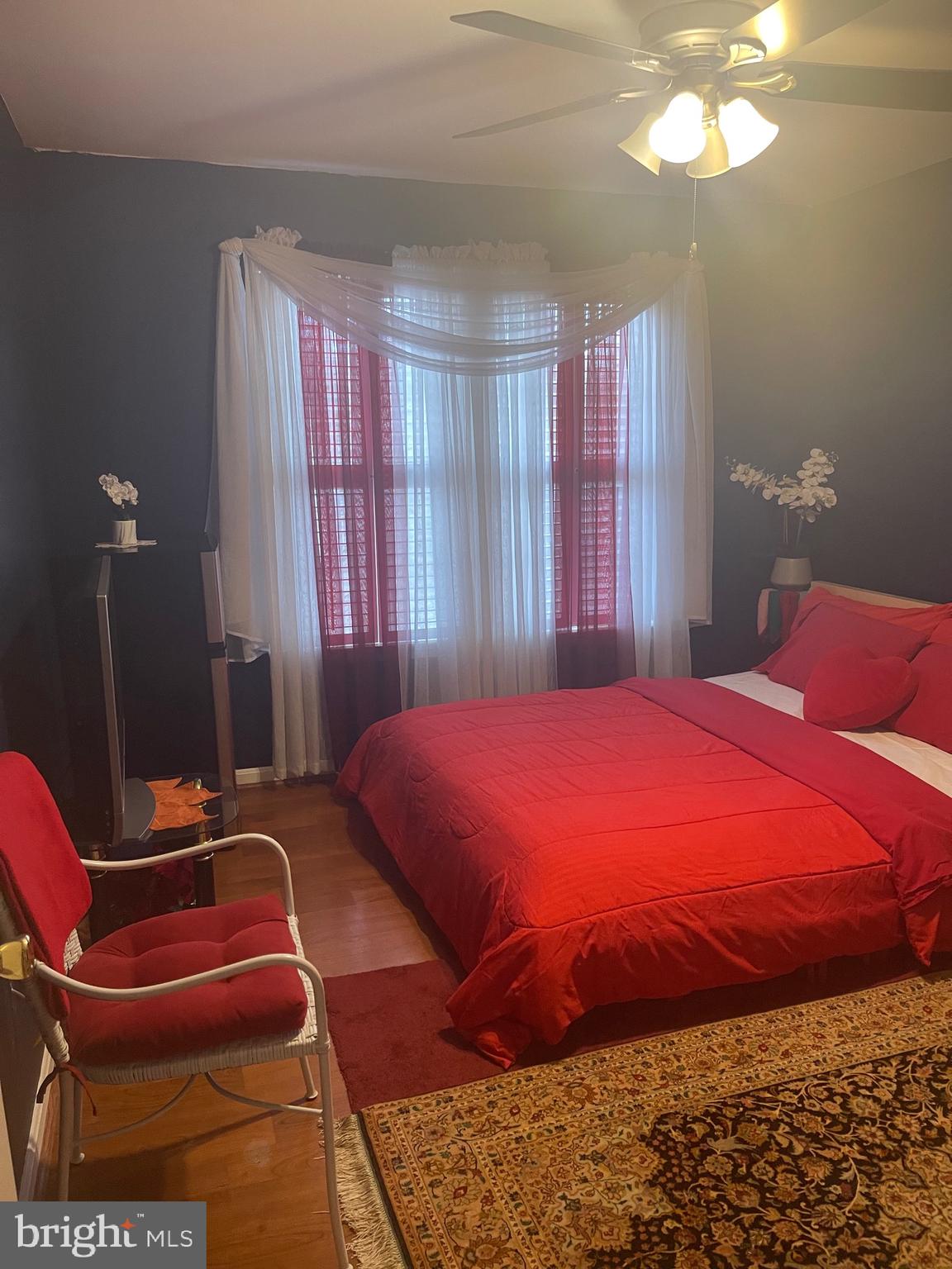 CLARY'S FOREST - Residential Lease