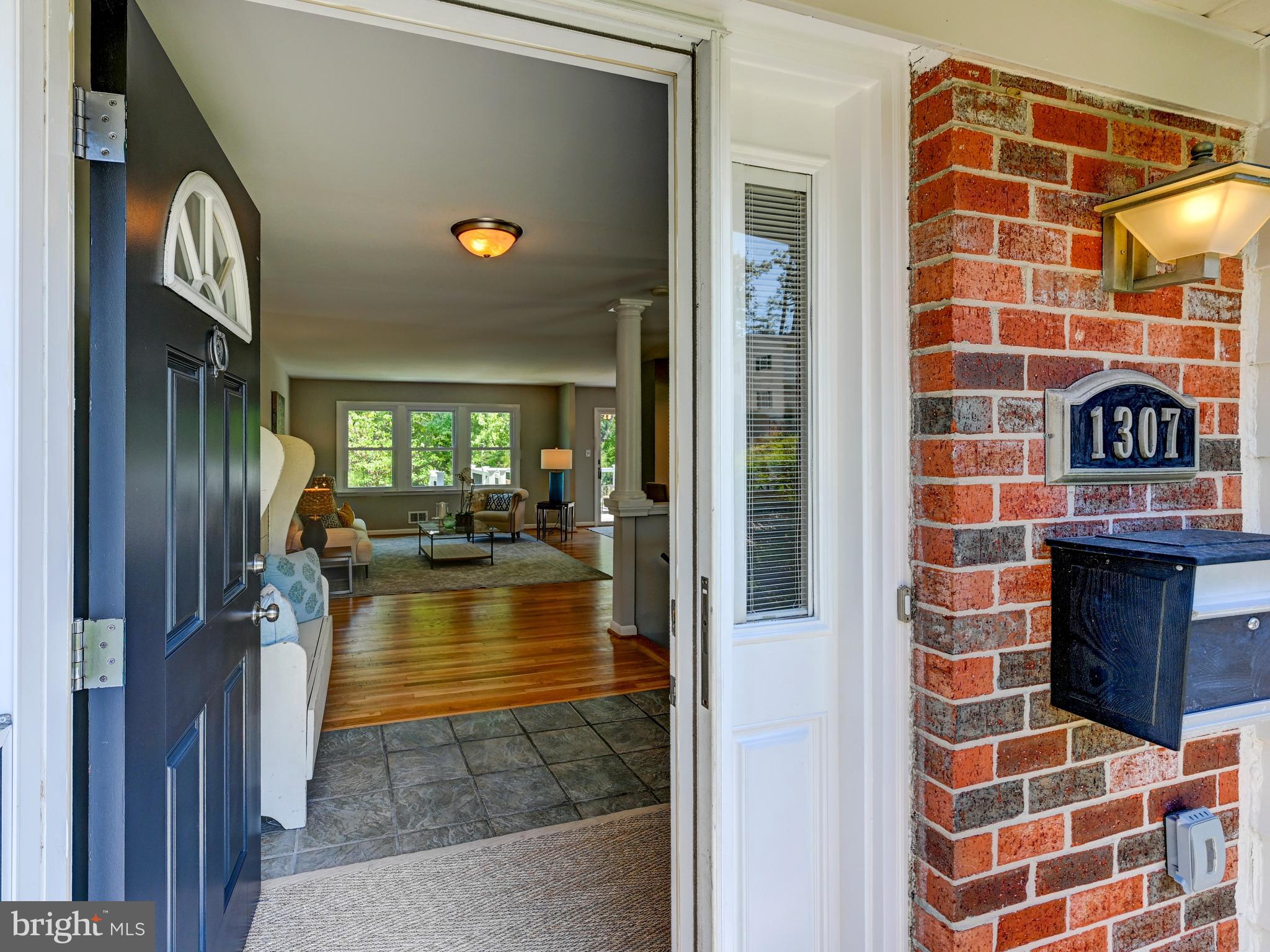 1307 HICKORY SPRINGS CIRCLE