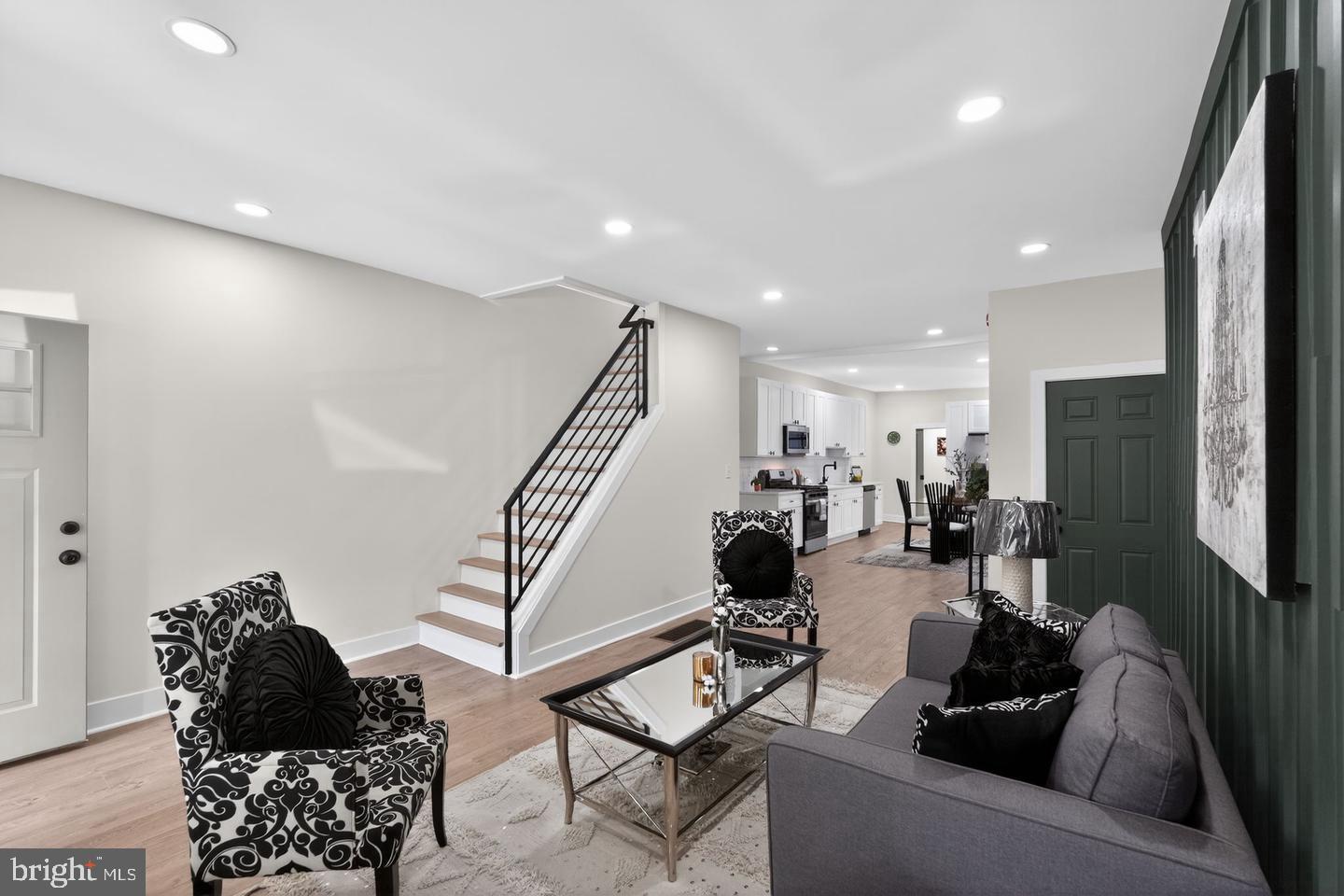749 S 52ND STREET