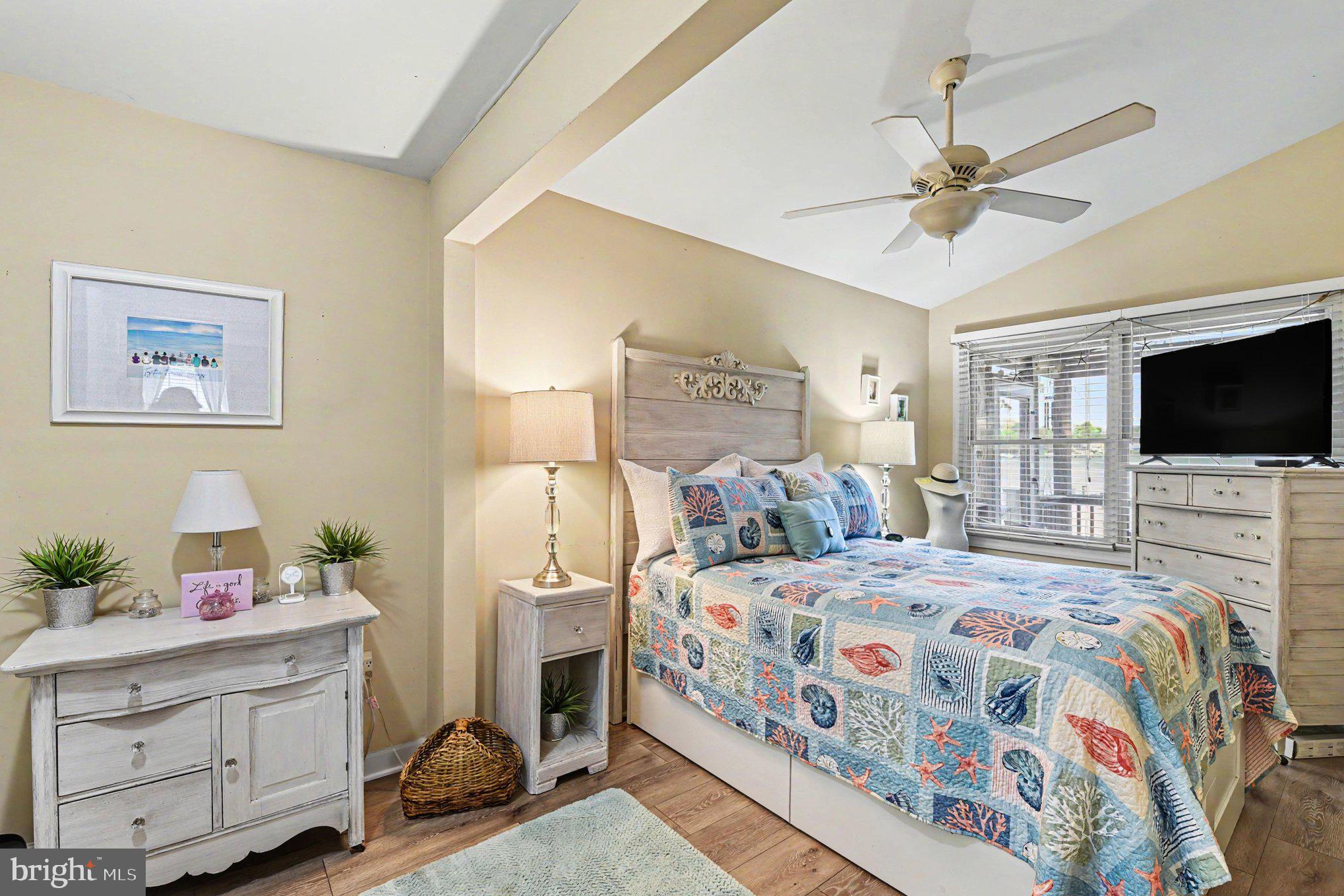 MT PLEASANT BEACH - Residential